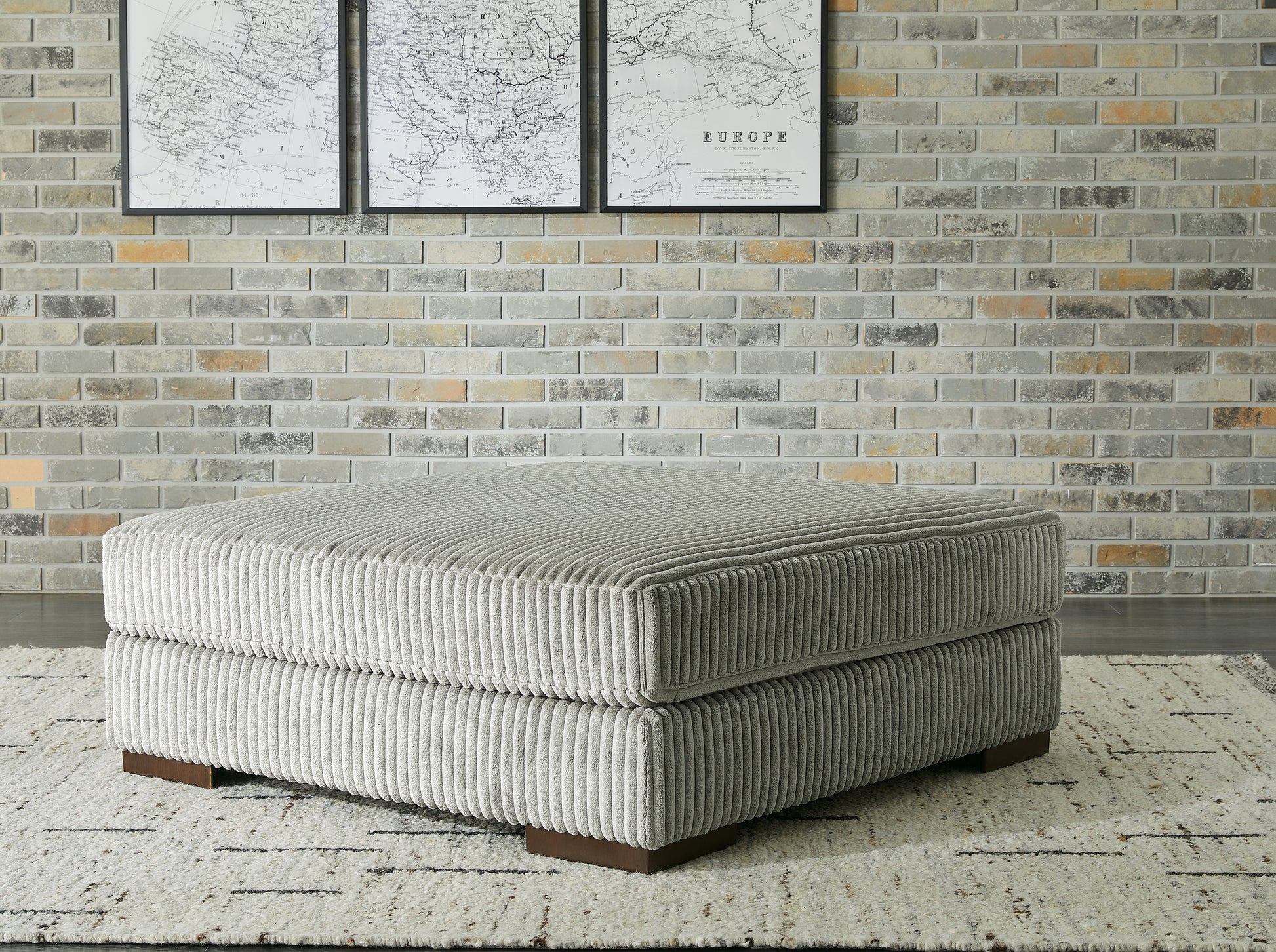 Ocala Furniture Outlet - Ashley Furniture - Lindyn Living Room - Oversized Accent Ottoman / Ivory - 2110408