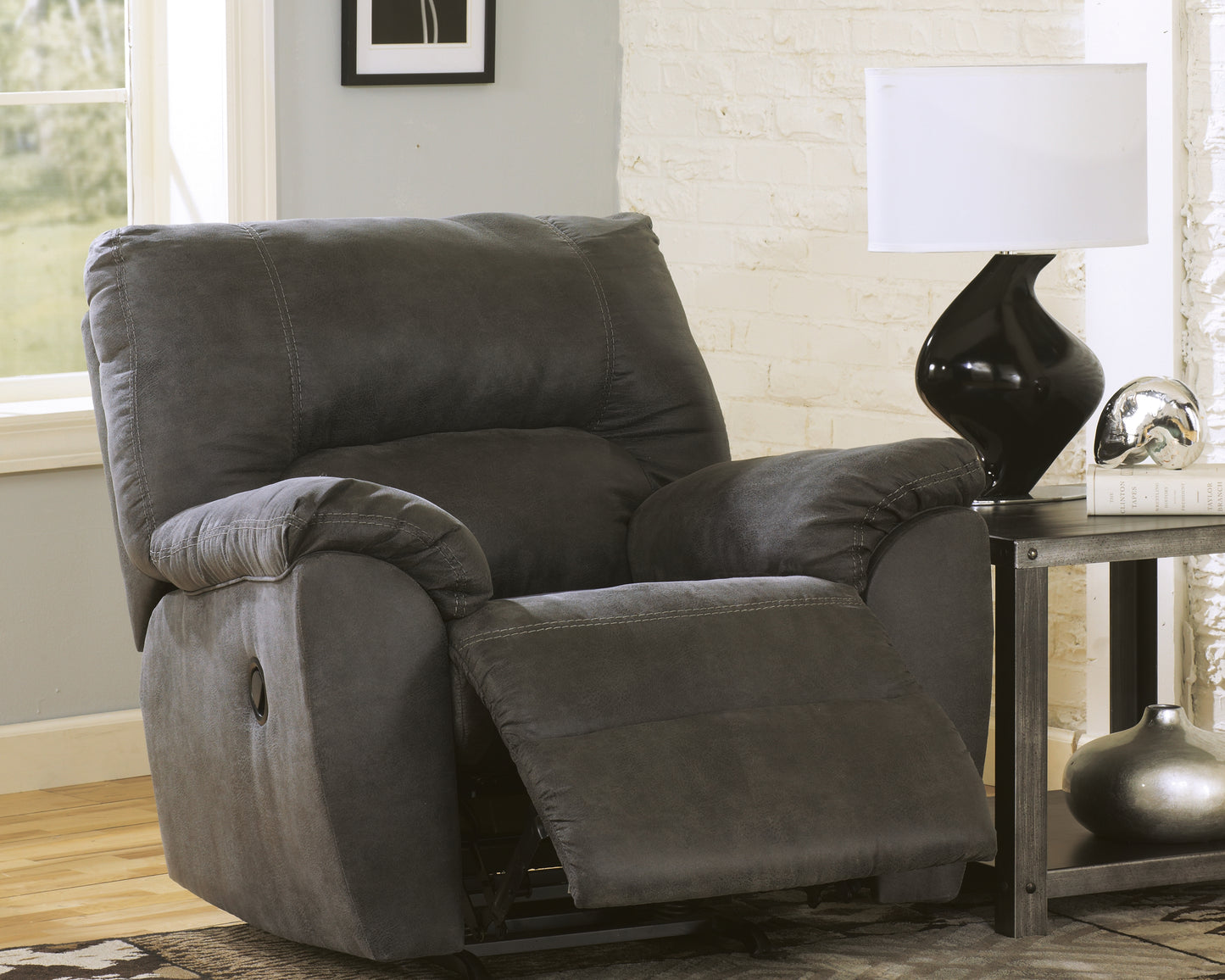 Ocala Furniture Outlet - Ashley Furniture - Tambo Living Room - Rocker Recliner / Canyon - 2780225