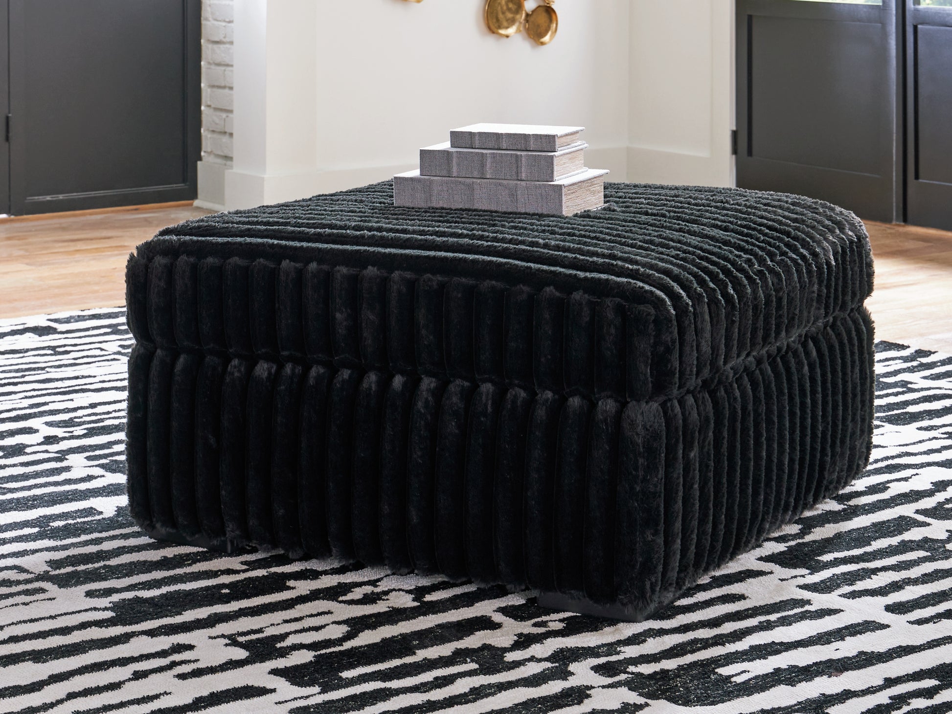 Ocala Furniture Outlet - Ashley Furniture - Midnight-Madness Living Room - Loveseat / Onyx - 9810335