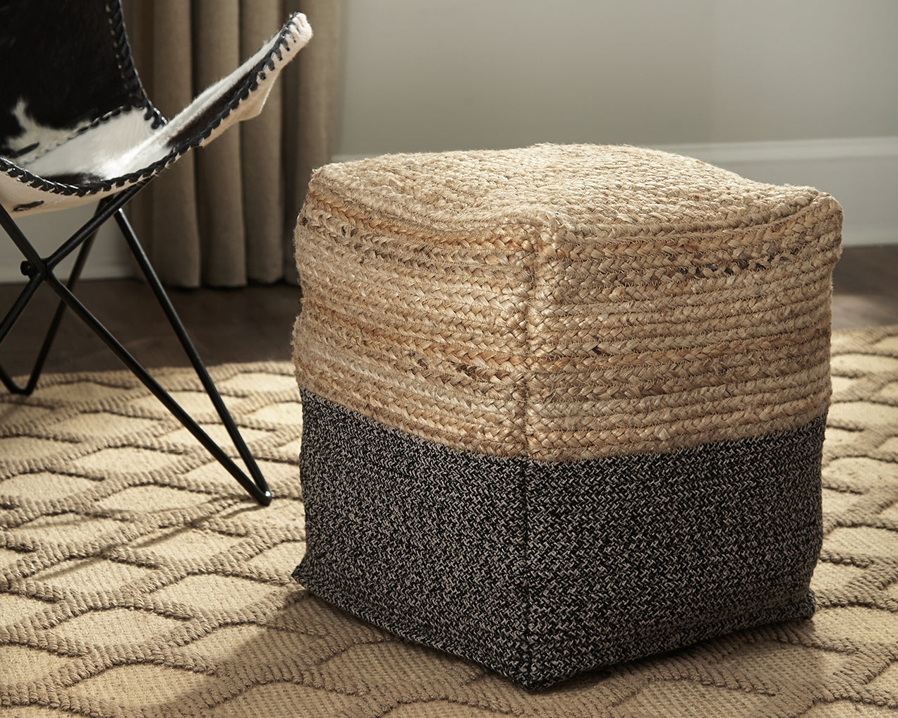 Ocala Furniture Outlet - Ashley Furniture - Sweed Valley Pouf - Pouf / Natural/White - A1000420