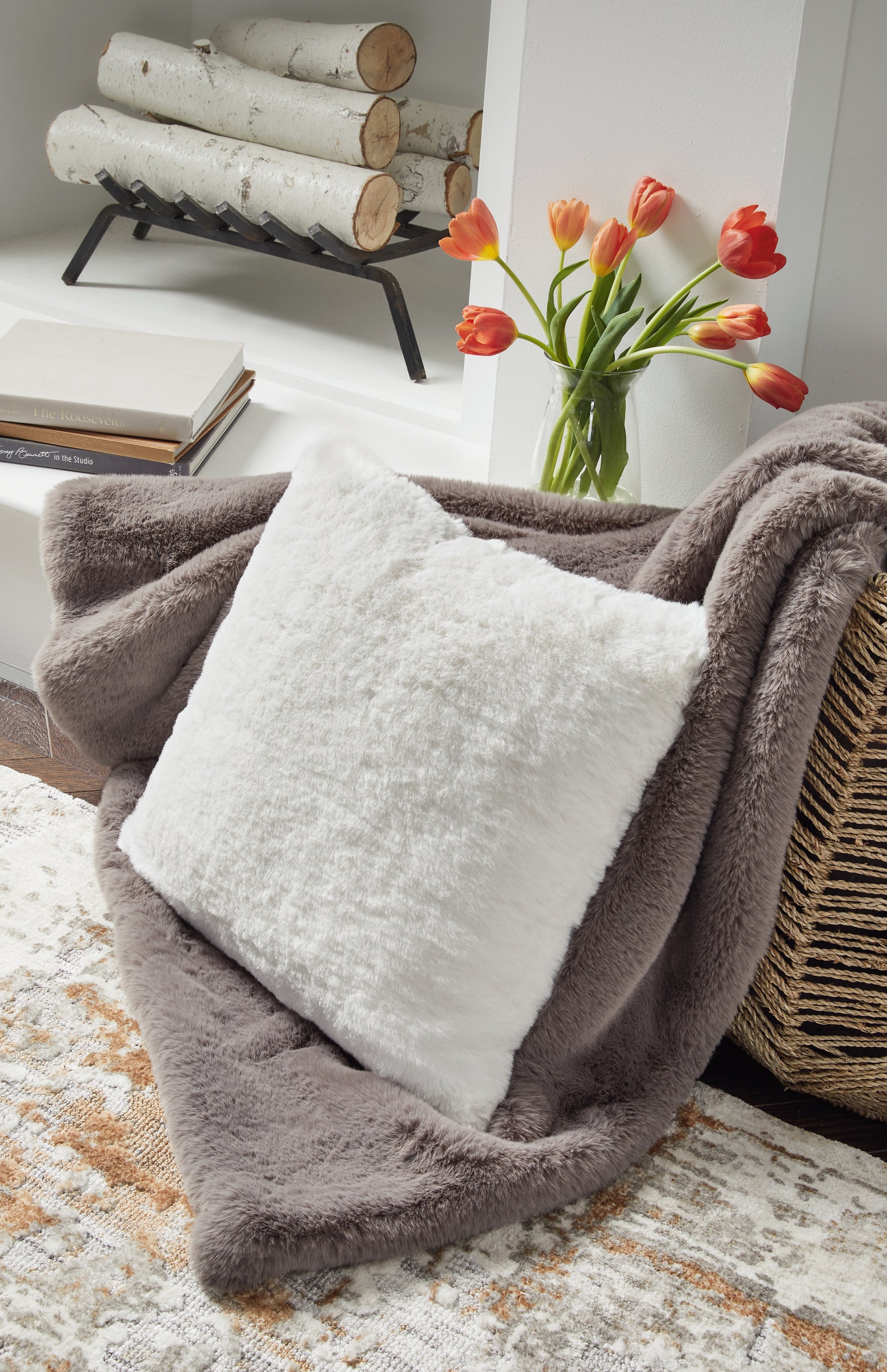 Ocala Furniture Outlet - Ashley Furniture - Gariland Pillows - Pillow / Gray - A1000868P