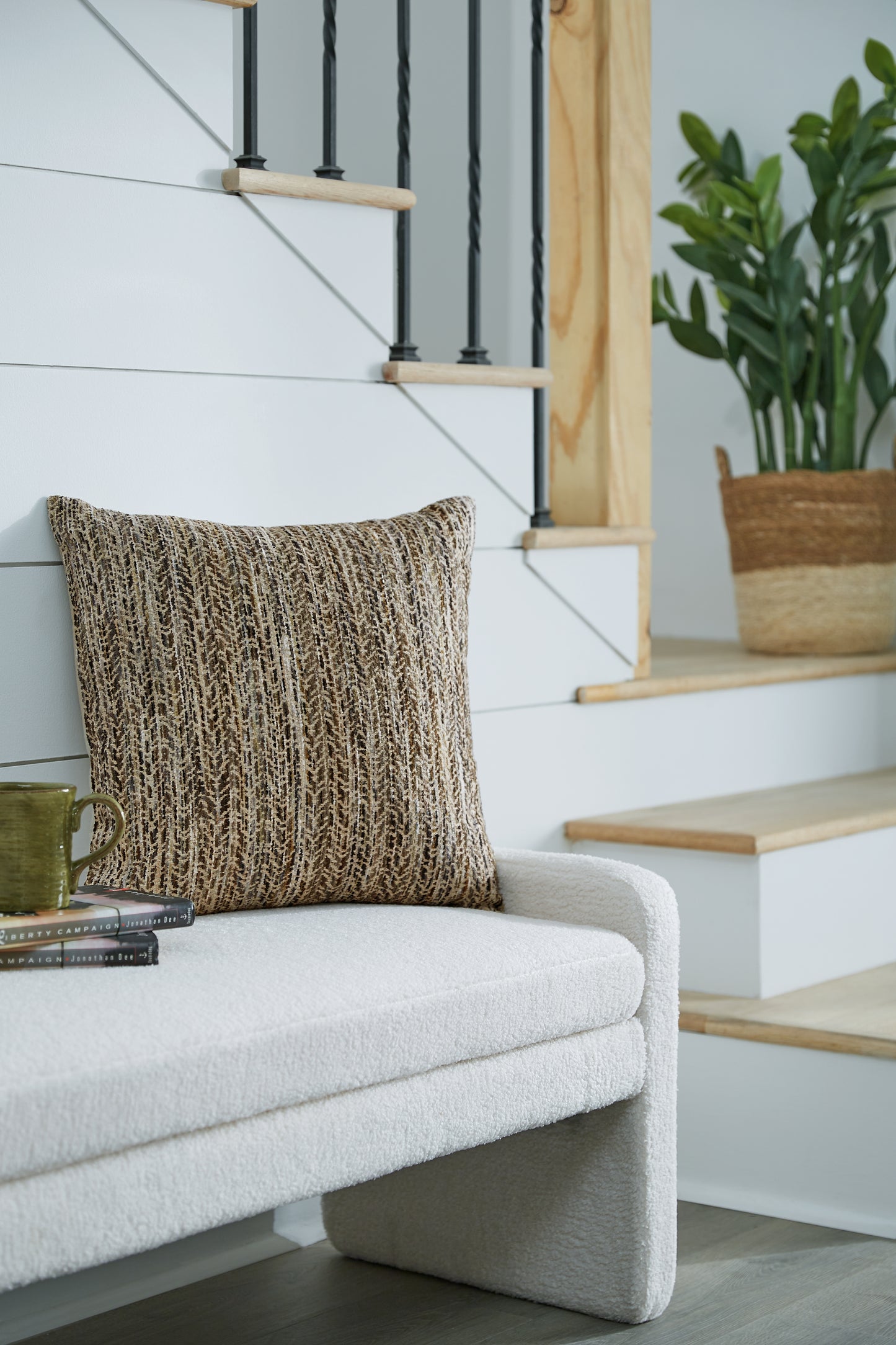 Ocala Furniture Outlet - Ashley Furniture - Jayner Pillows - Pillow (4/CS) / Multi - A1001069