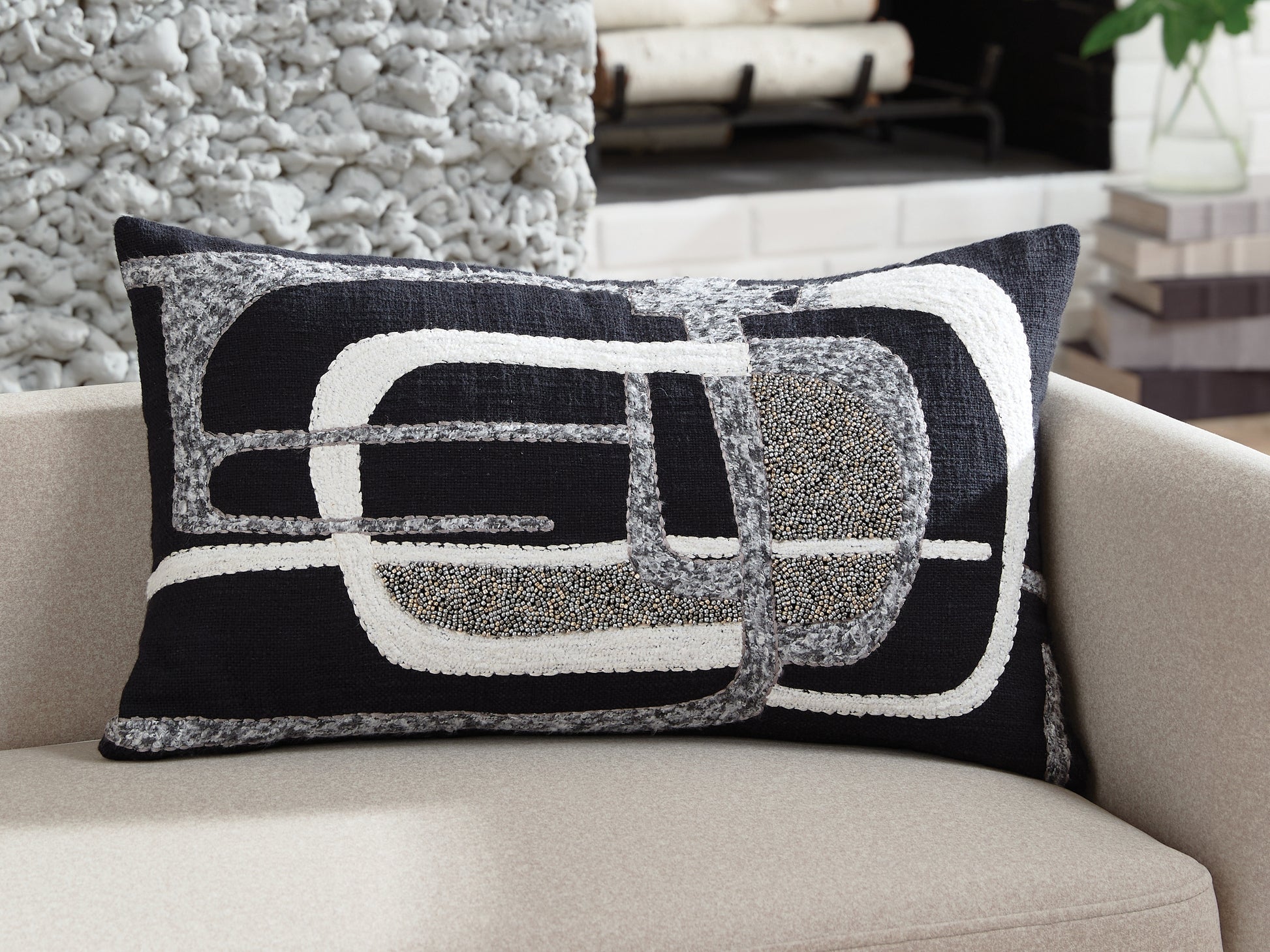 Ocala Furniture Outlet - Ashley Furniture - Gavrileigh Pillows - Pillow (4/CS) / Black/Gray/Ivory - A1001113