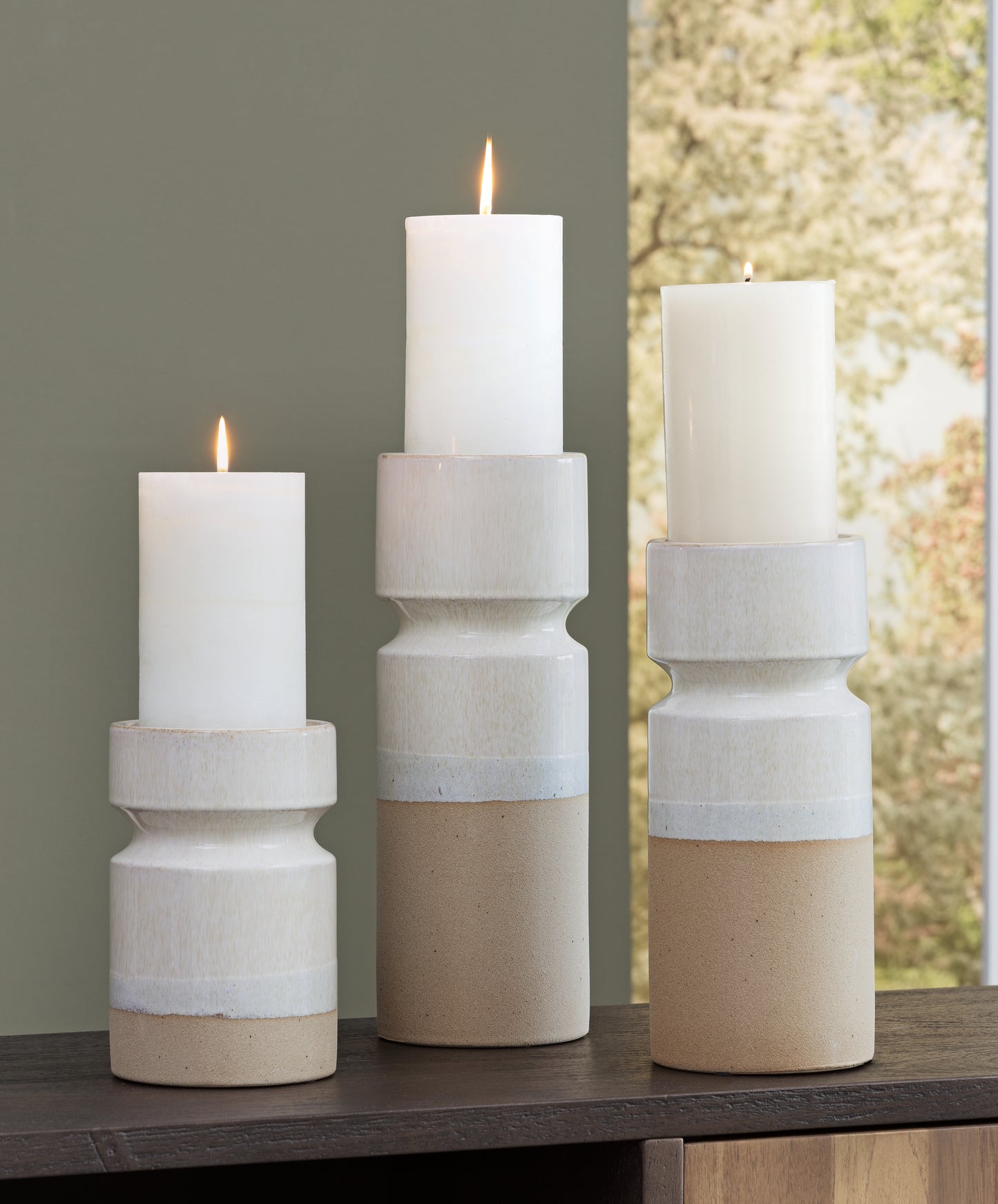 Ocala Furniture Outlet - Ashley Furniture - Hurston Candle Holder - Candle Holder Set (3/CN) / Ivory/Brown - A2000583