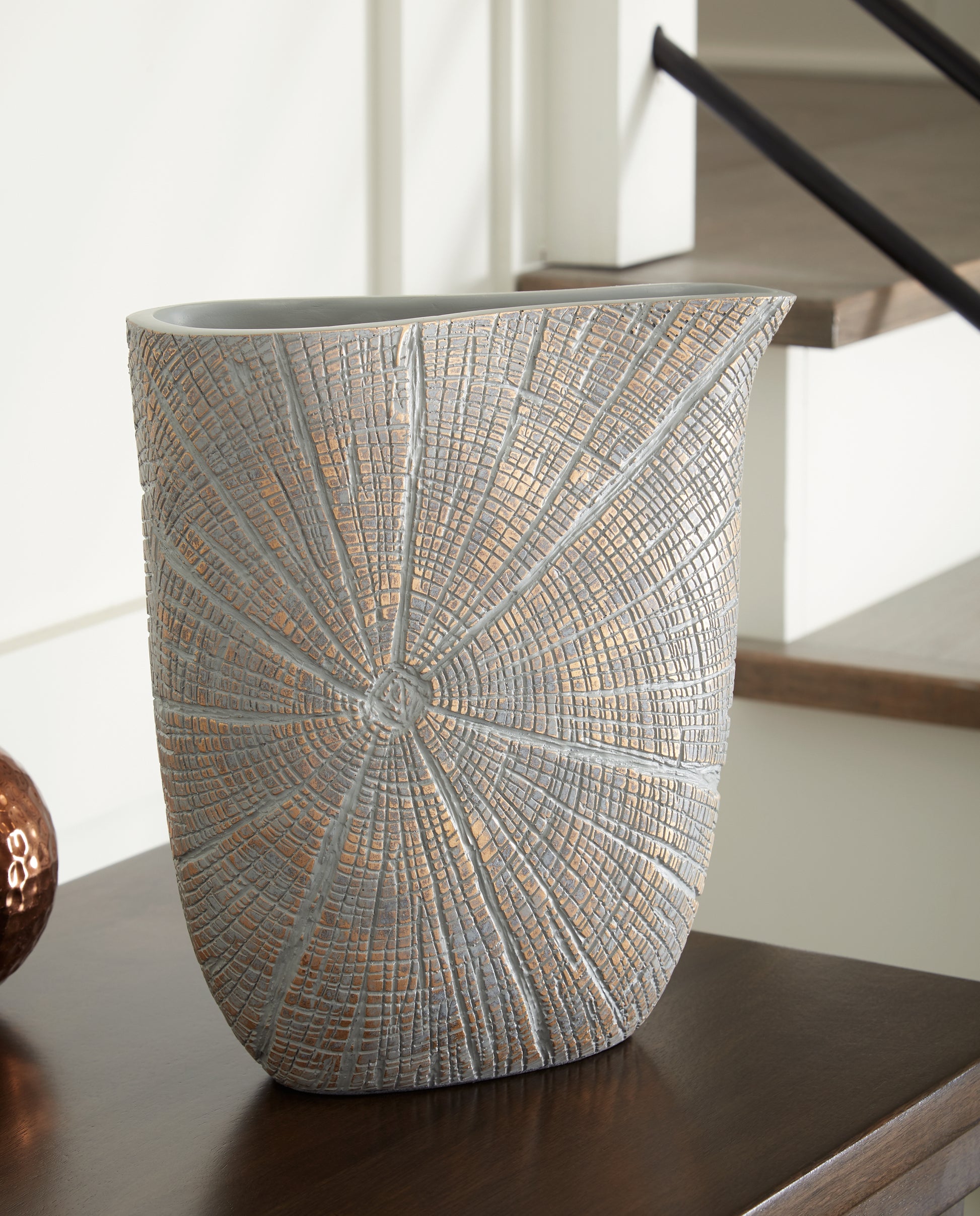 Ocala Furniture Outlet - Ashley Furniture - Ardenley Vase - Vase (2/CS) / Antique Gold Finish - A2000607