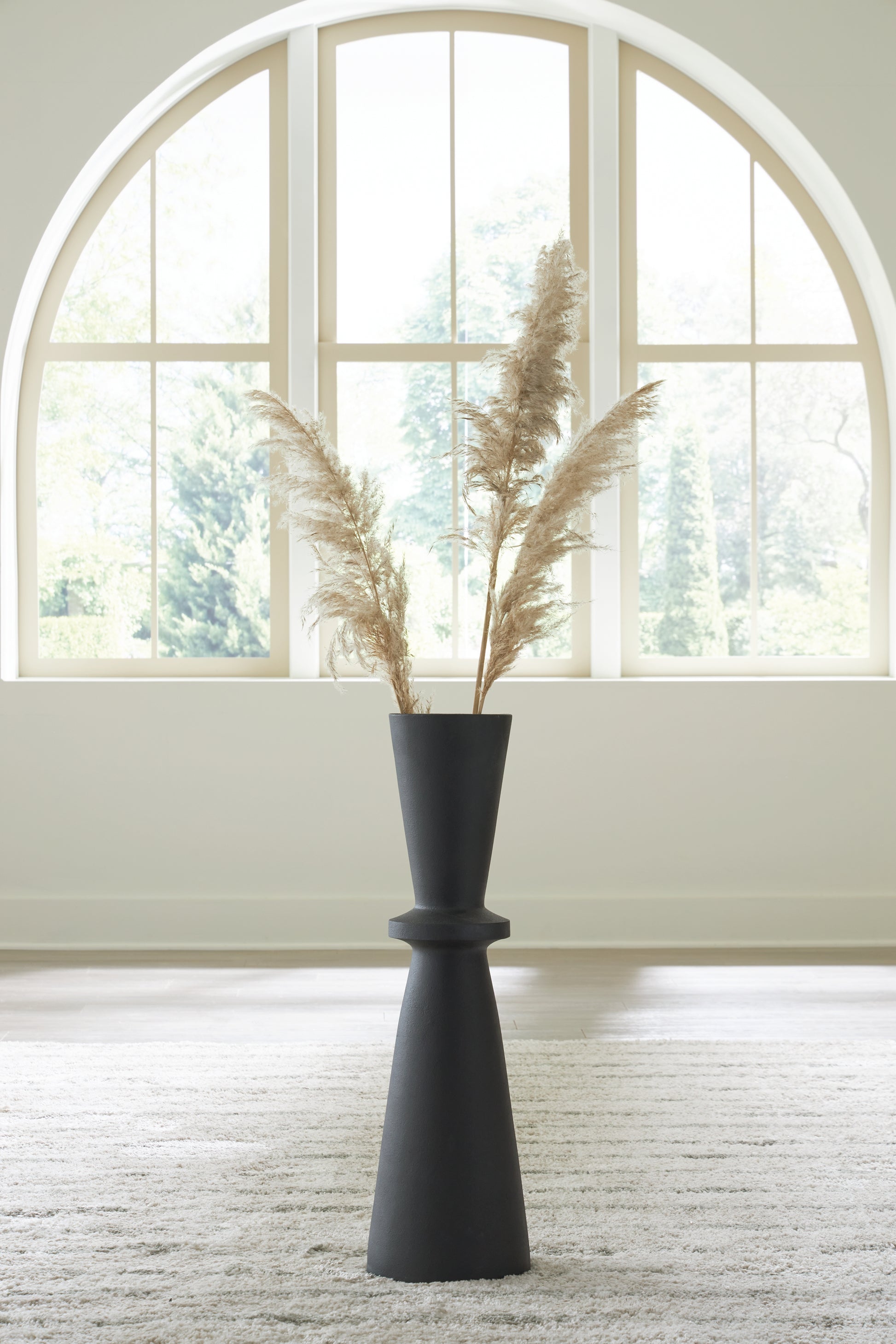 Ocala Furniture Outlet - Ashley Furniture - Collisten Vase - Vase / Black - A2000663