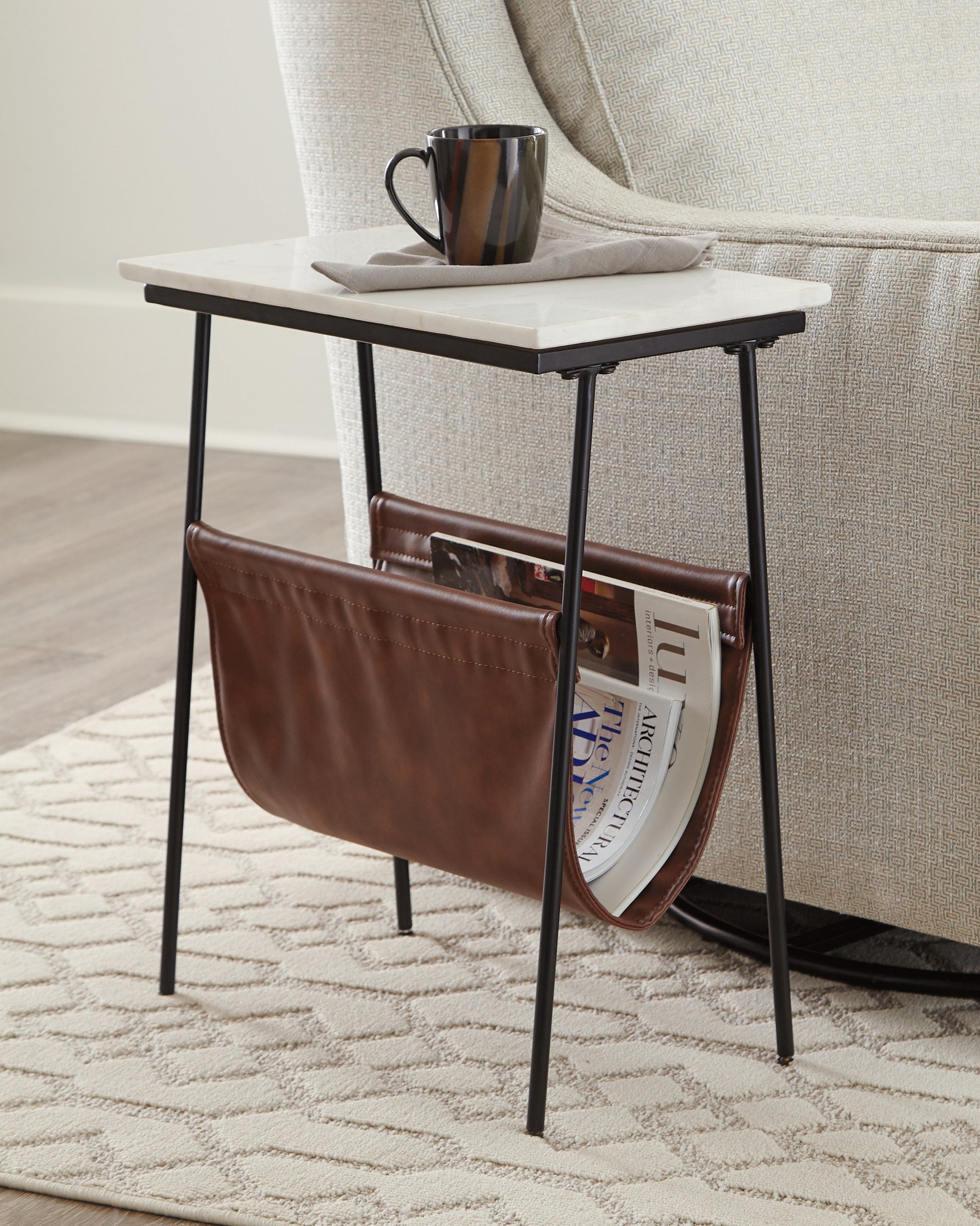 Ocala Furniture Outlet - Ashley Furniture - Etanbury Accent Table - Accent Table / Brown/Black/White - A4000254