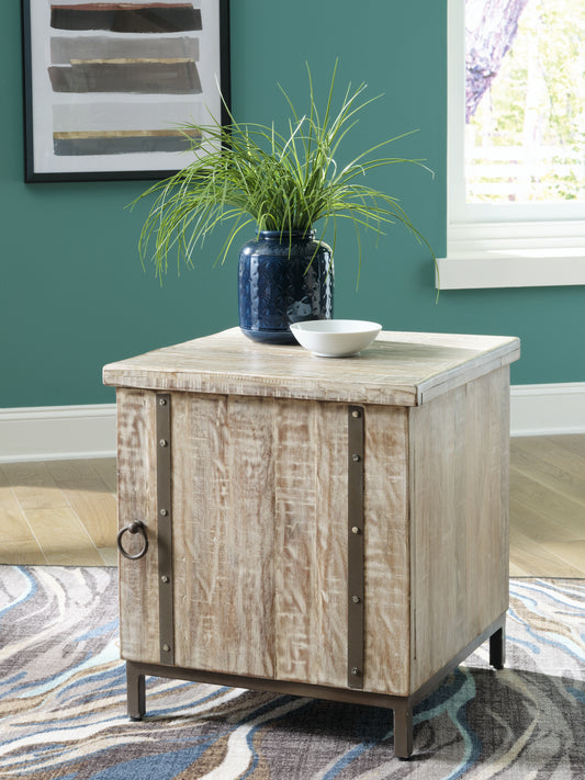 Ocala Furniture Outlet - Ashley Furniture - Laddford Accent Cabinet - Accent Cabinet / Whitewash - A4000506