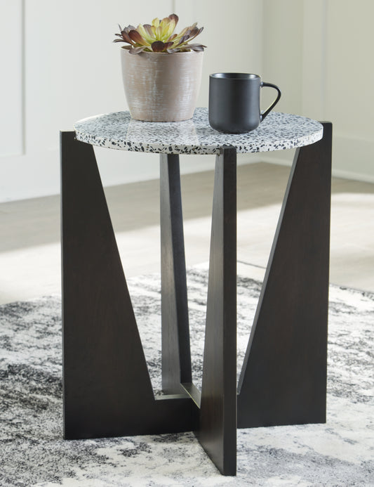 Ocala Furniture Outlet - Ashley Furniture - Tellrich Accent Table - Accent Table / Black/White - A4000616