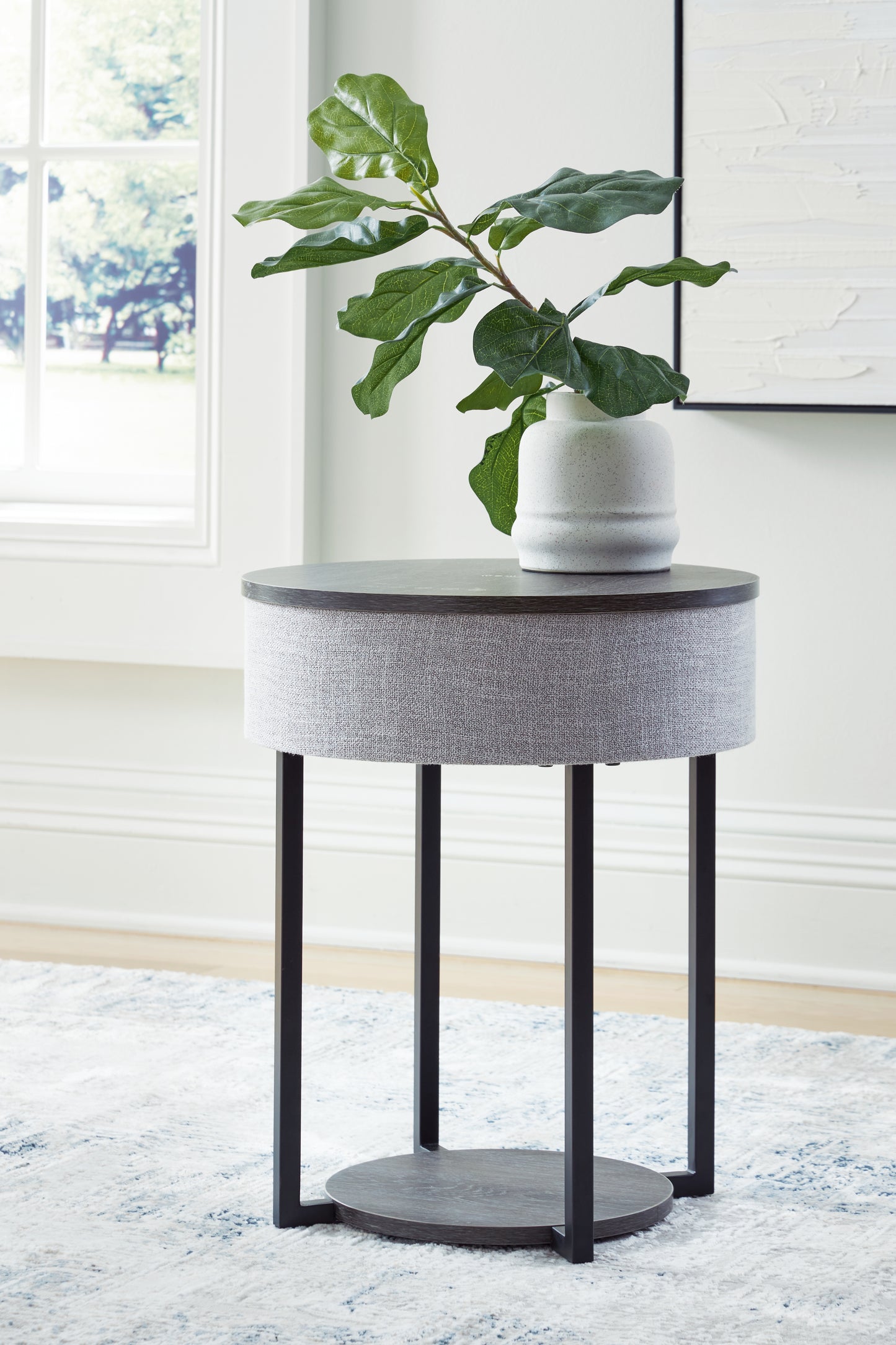 Ocala Furniture Outlet - Ashley Furniture - Sethlen Accent Table with Speaker - Accent Table with Speaker / Gray/Black - A4000641