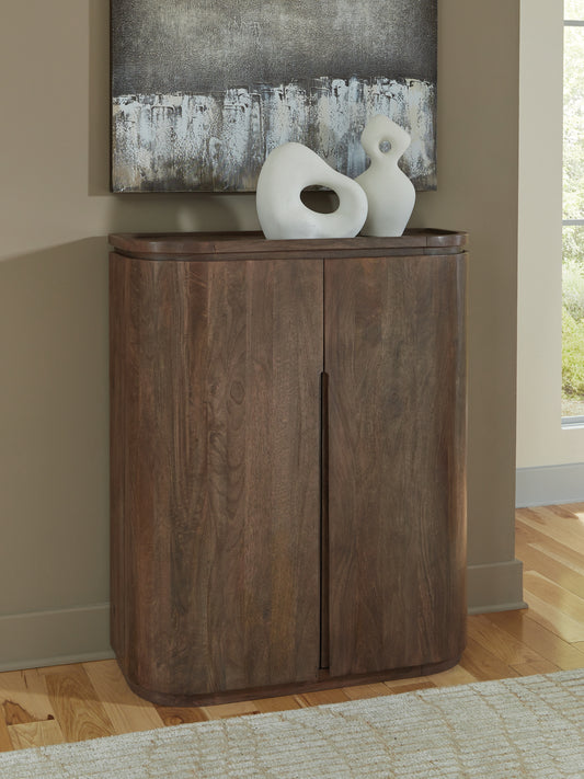 Ocala Furniture Outlet - Ashley Furniture - Landermont Bar Cabinet - Bar Cabinet / Medium Brown - A4000697