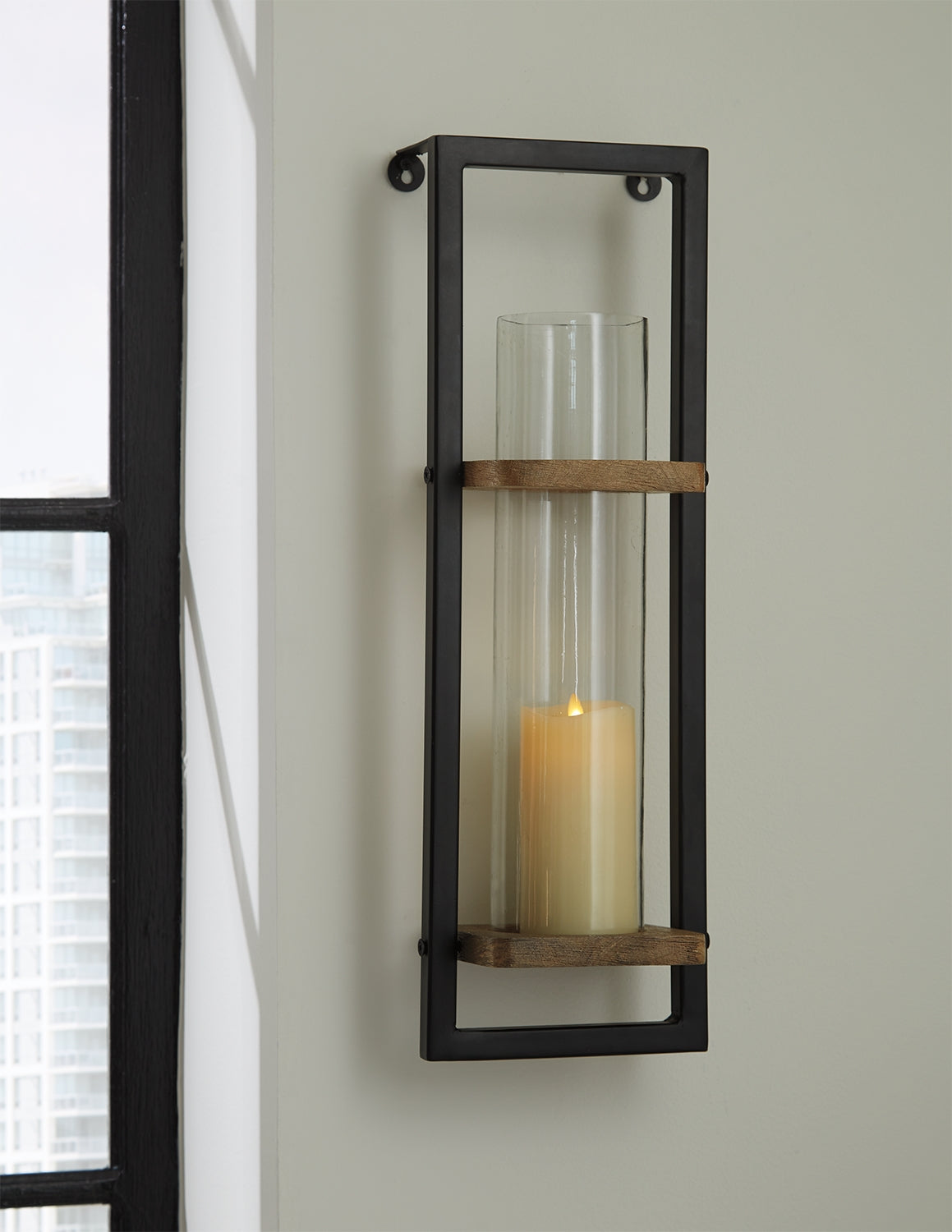 Ocala Furniture Outlet - Ashley Furniture - Colburn Wall Decor - Wall Sconce / Natural/Black - A8010171