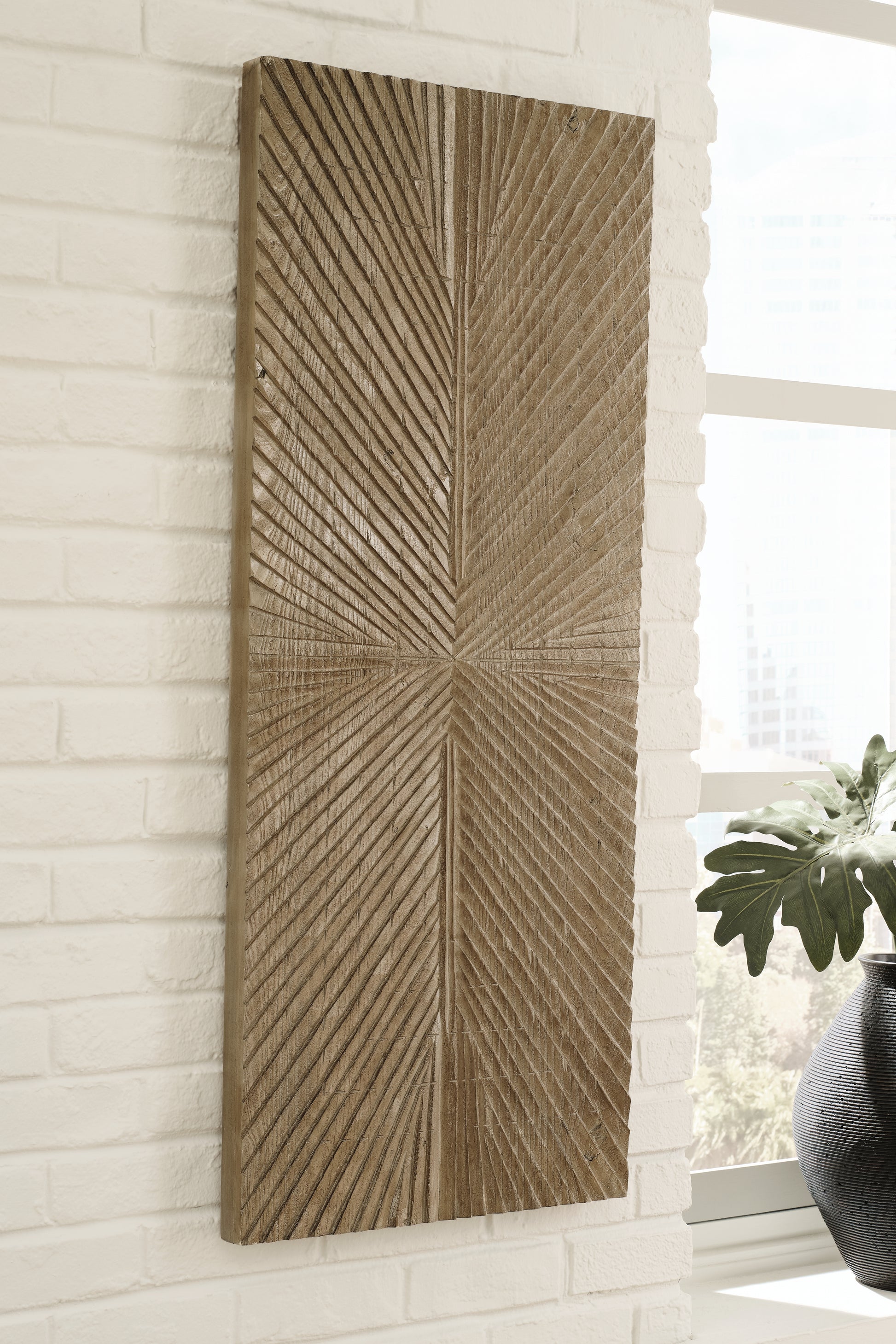 Ocala Furniture Outlet - Ashley Furniture - Lenora Wall Decor - Wall Decor / Distressed Brown - A8010280