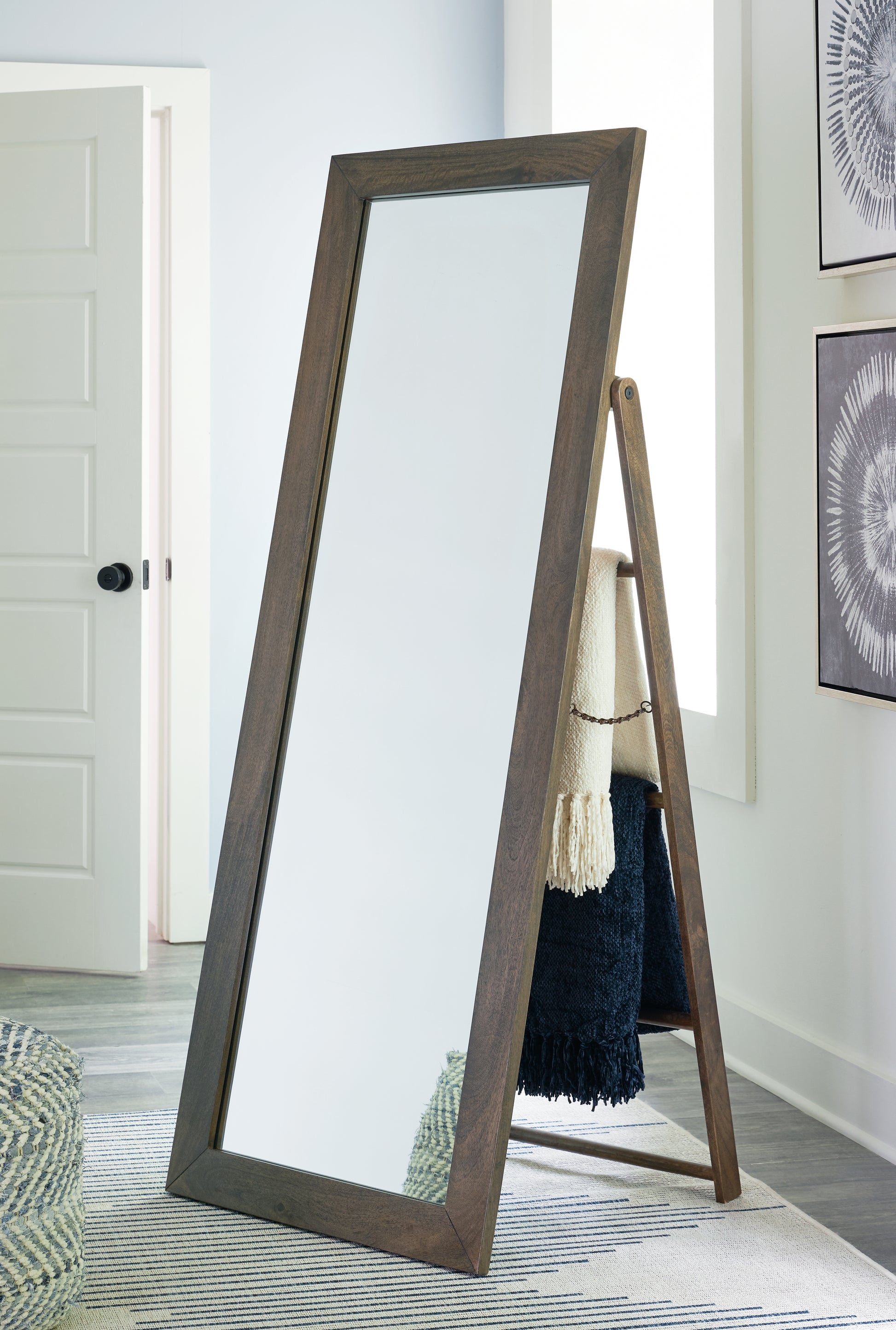 Ocala Furniture Outlet - Ashley Furniture - Dirkins Mirror - Floor Mirror / Brown - A8010343