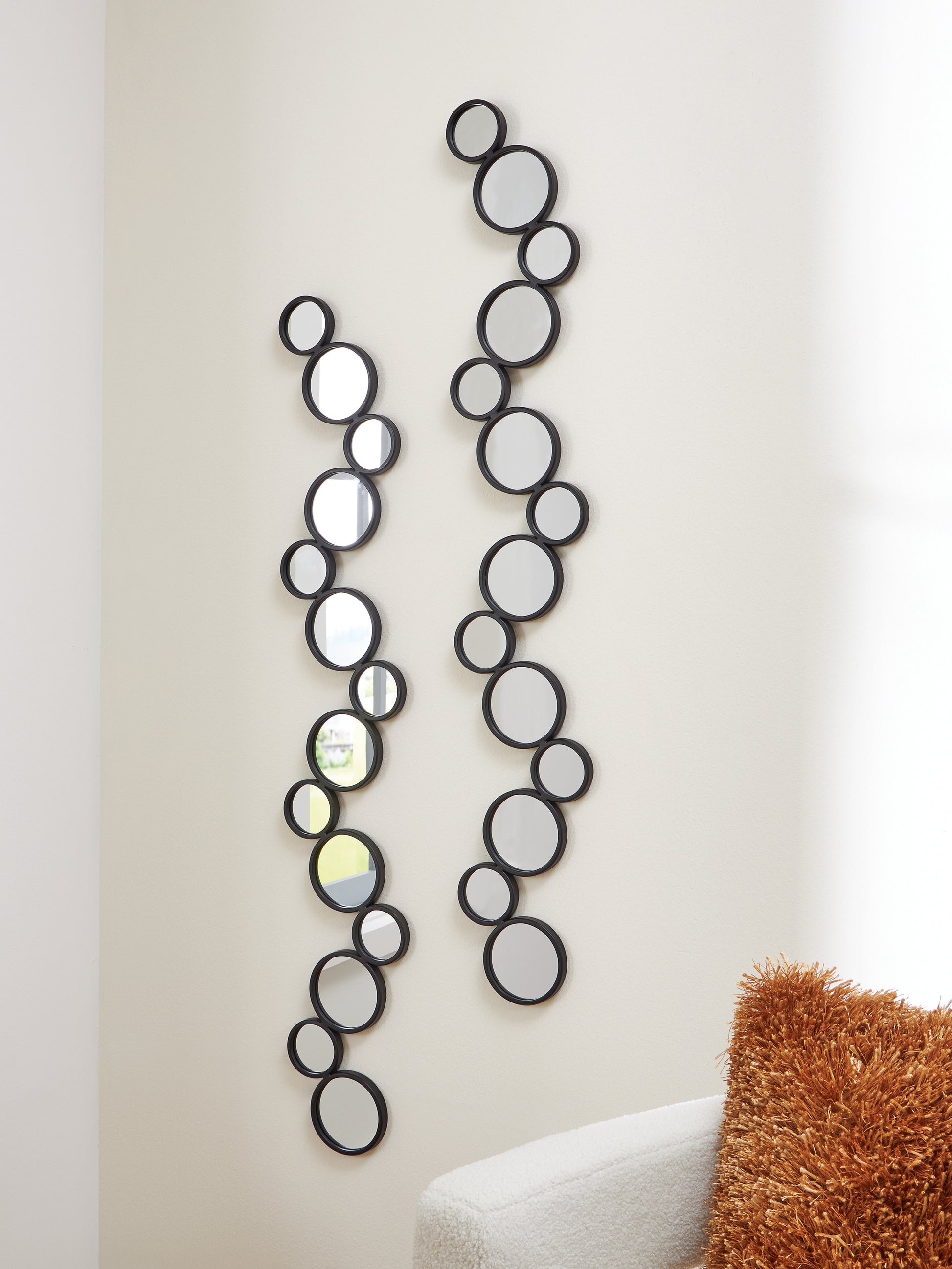 Ocala Furniture Outlet - Ashley Furniture - Vinler Mirror - Accent Mirror Set (Set of 2) / Black - A8010353
