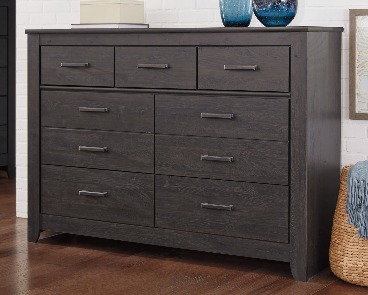 Ocala Furniture Outlet - Ashley Furniture - Brinxton Bedroom - Seven Drawer Dresser / Charcoal - B249-31