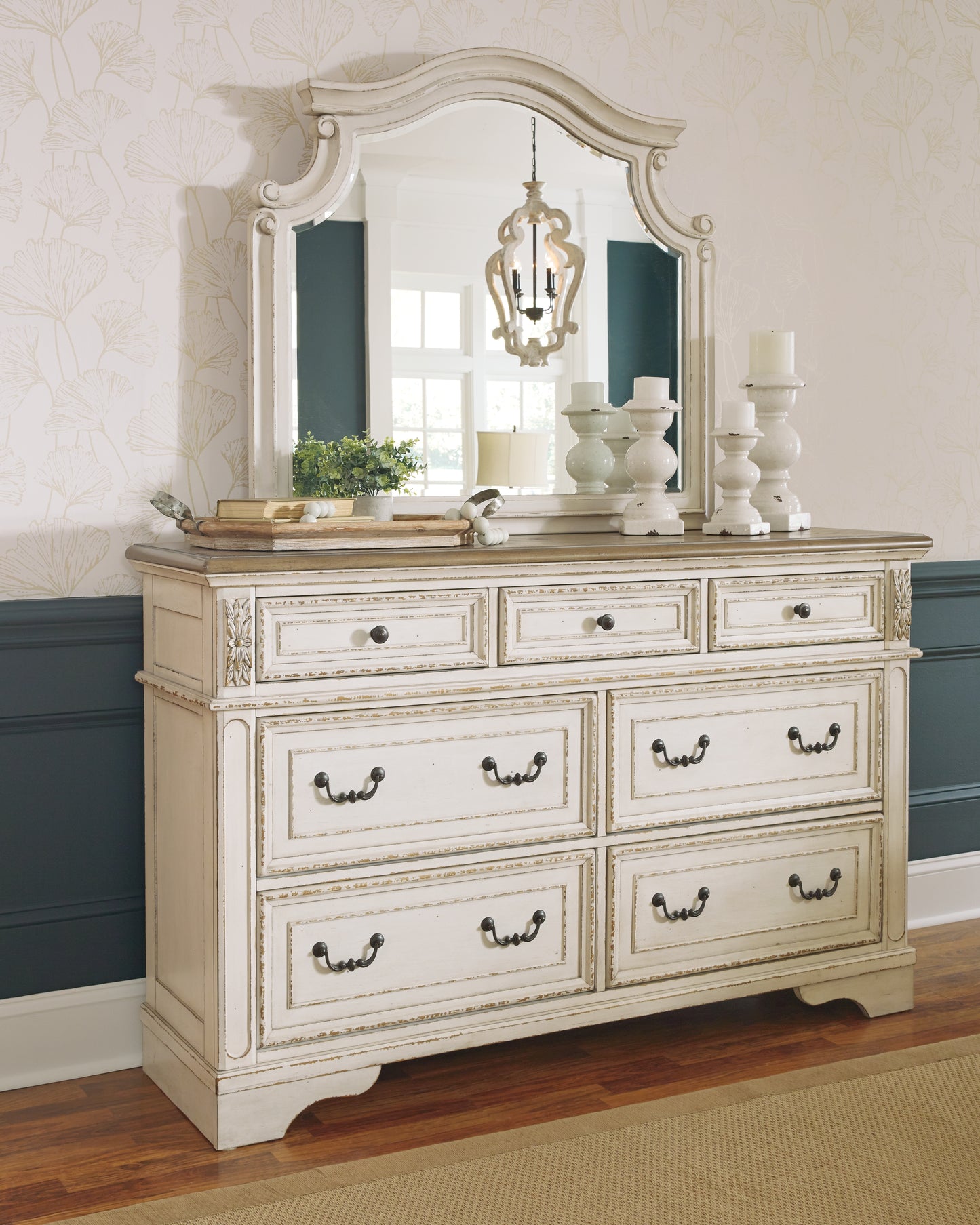 Ocala Furniture Outlet - Ashley Furniture - Realyn Bedroom - Dresser and Mirror / Two-tone - B743B1