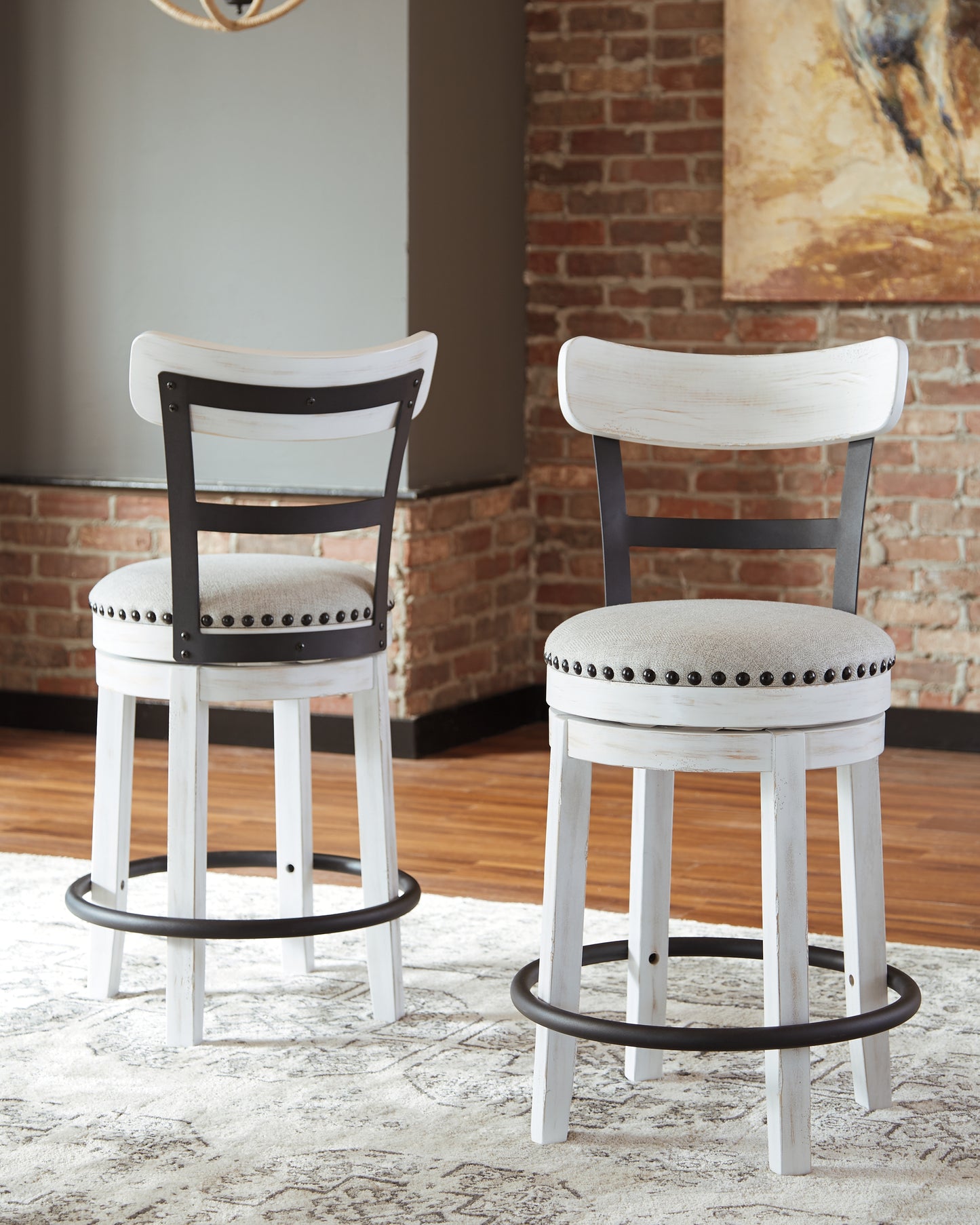 Ocala Furniture Outlet - Ashley Furniture - Valebeck Dining Room - UPH Swivel Barstool (1/CN) / White - D546-524