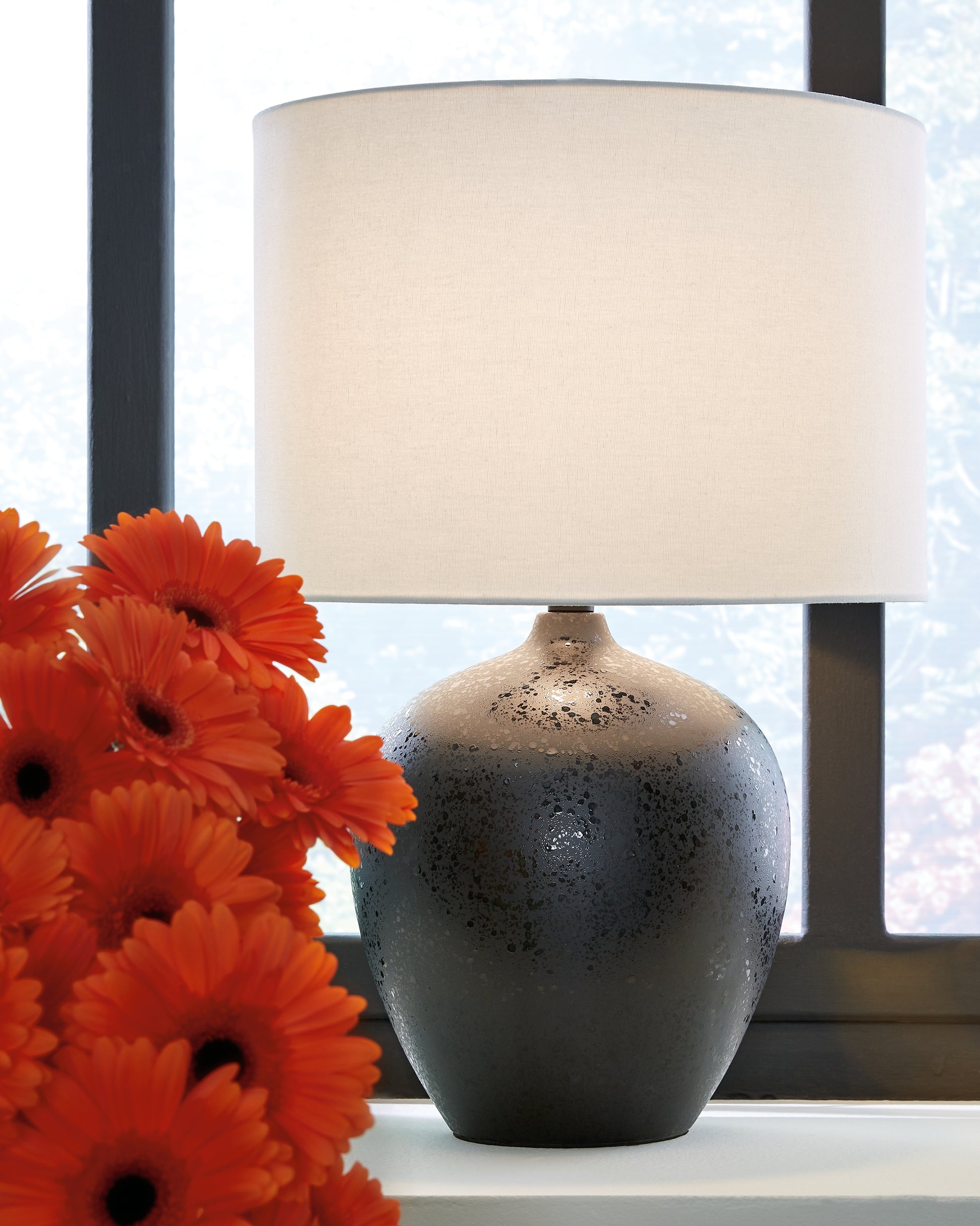Ocala Furniture Outlet - Ashley Furniture - Ladstow Lighting - Table Lamp (Set of 2) / Black - L123894X2