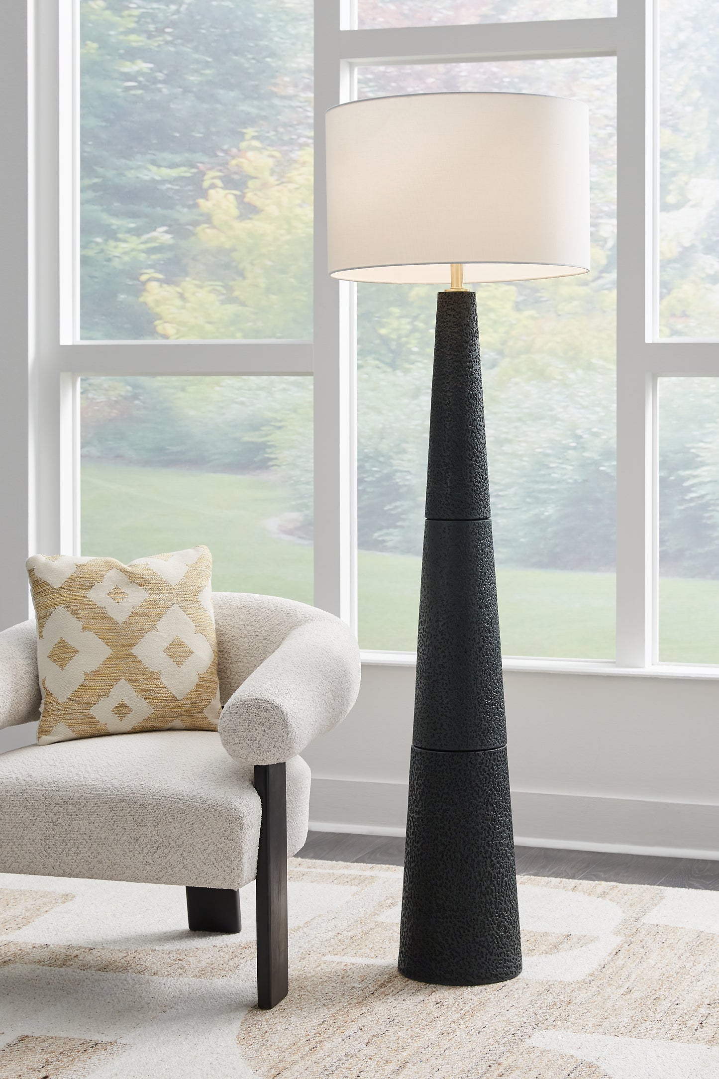 Ocala Furniture Outlet - Ashley Furniture - Hallburg Lighting - Poly Floor Lamp (1/CN) / Black - L235761