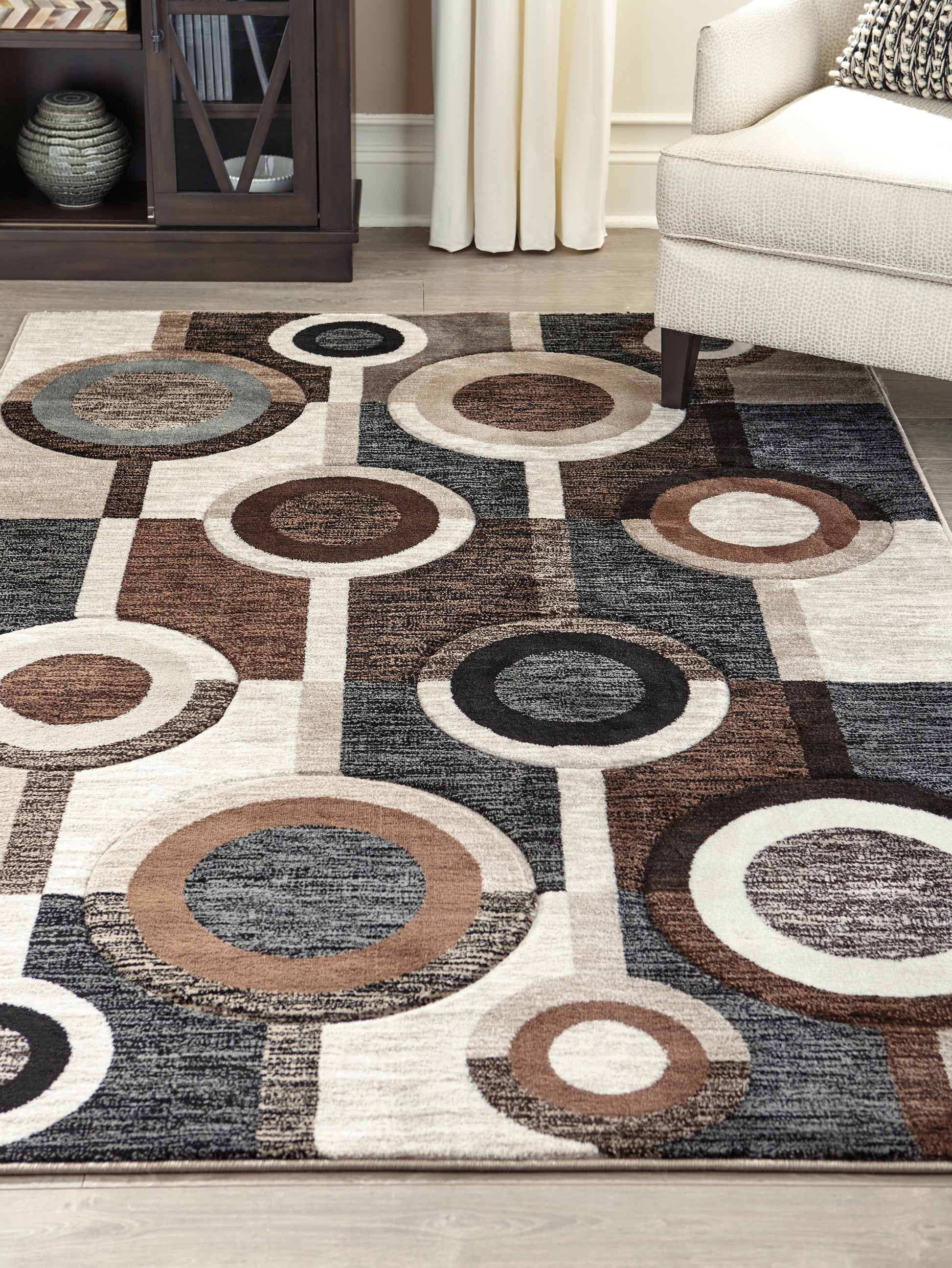 Ocala Furniture Outlet - Ashley Furniture - Guintte Rug - 8'2" x 9'6" Rug / Multi - R403971