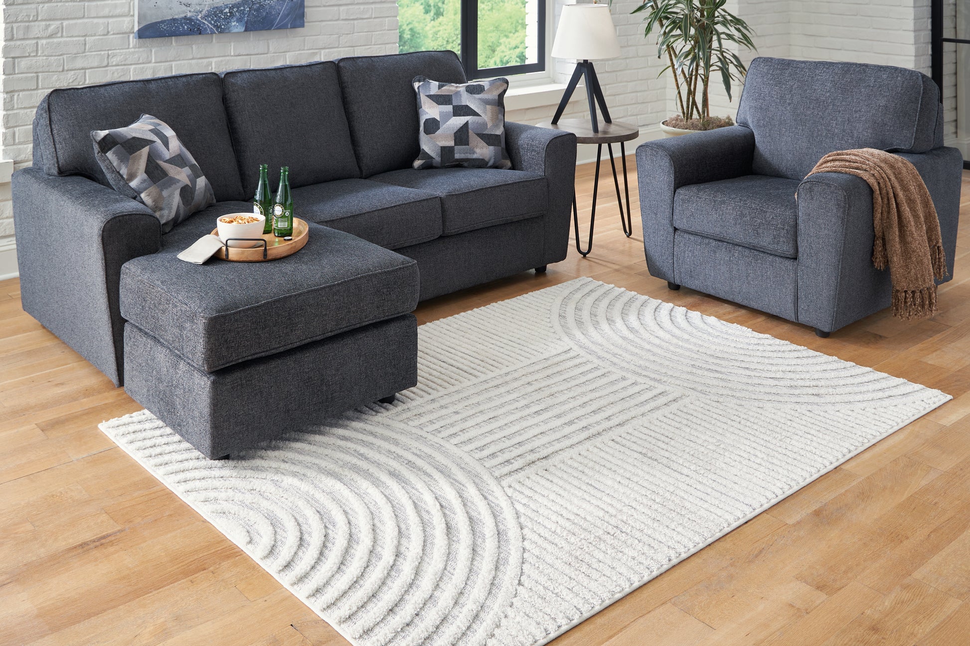 Ocala Furniture Outlet - Ashley Furniture - Lambworth Rug - 7'10" x 10' Rug / Gray/Cream - R405341
