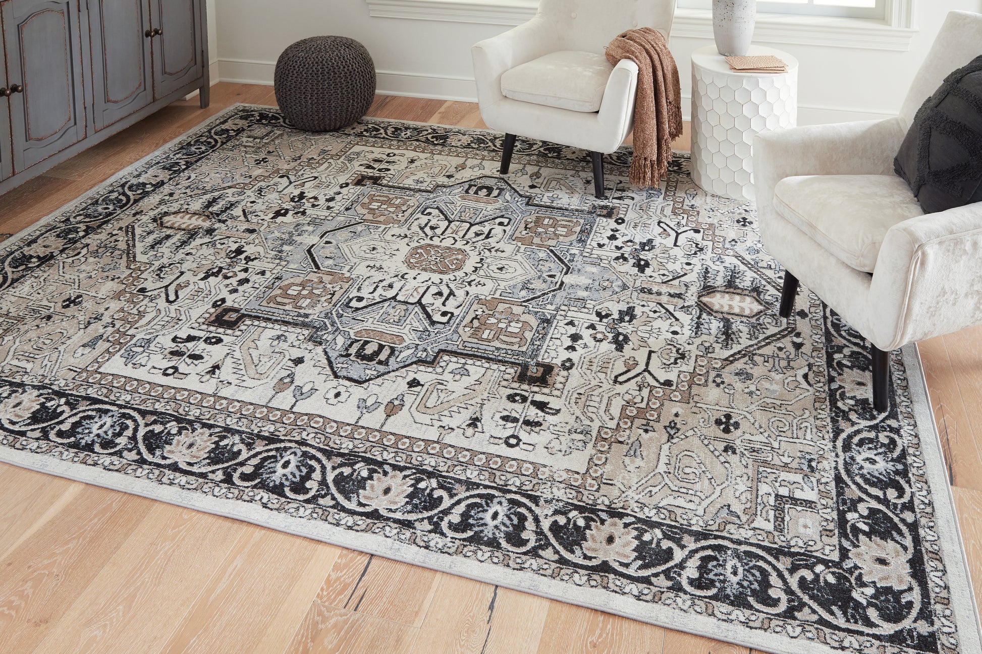 Ocala Furniture Outlet - Ashley Furniture - Gregmoore Rug - 5'2" x 6'10" Washable Rug / Multi - R405822
