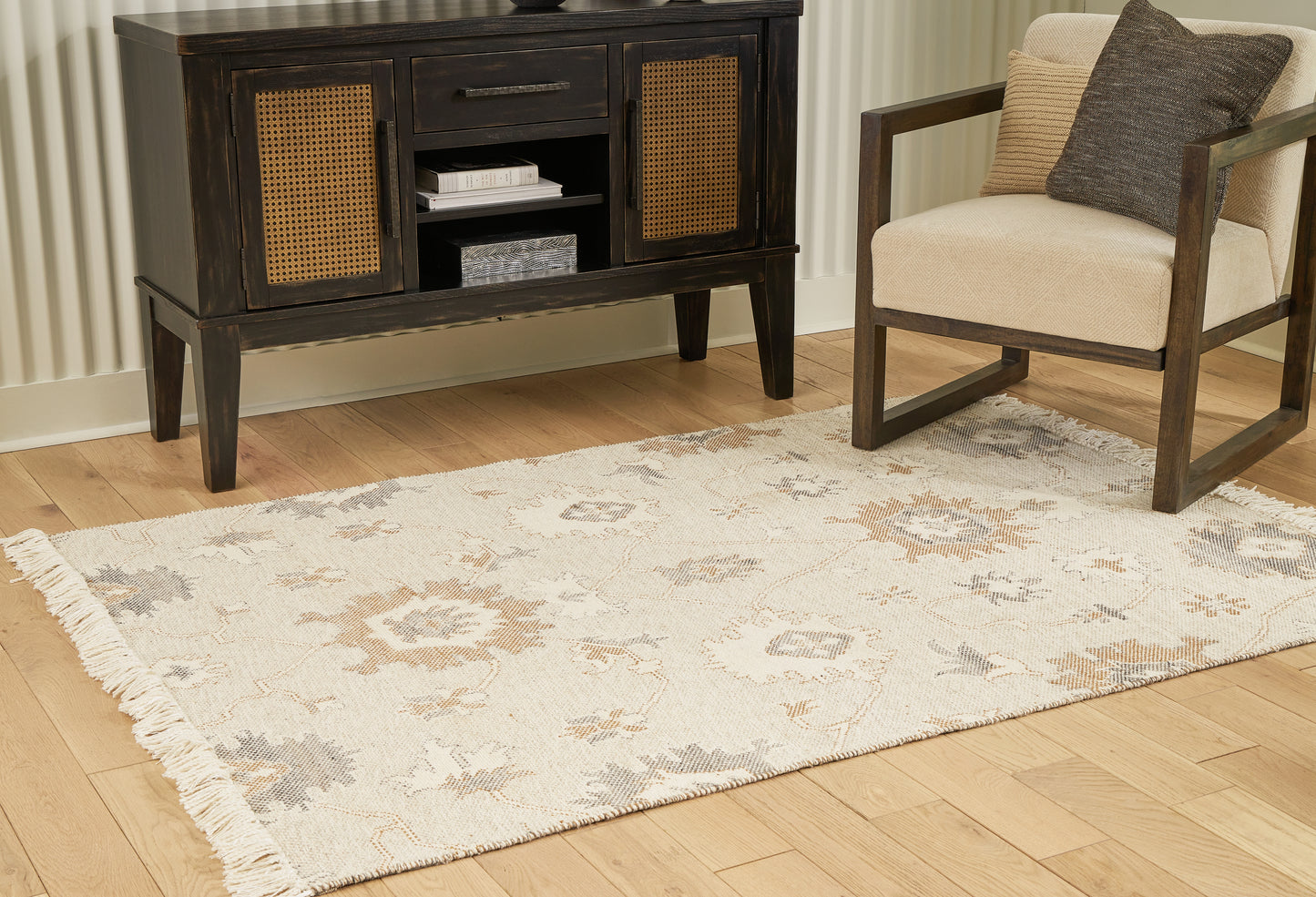 Ocala Furniture Outlet - Ashley Furniture - Calkin Rug - 5' x 7' Rug / Linen/Gray/Caramel - R406392