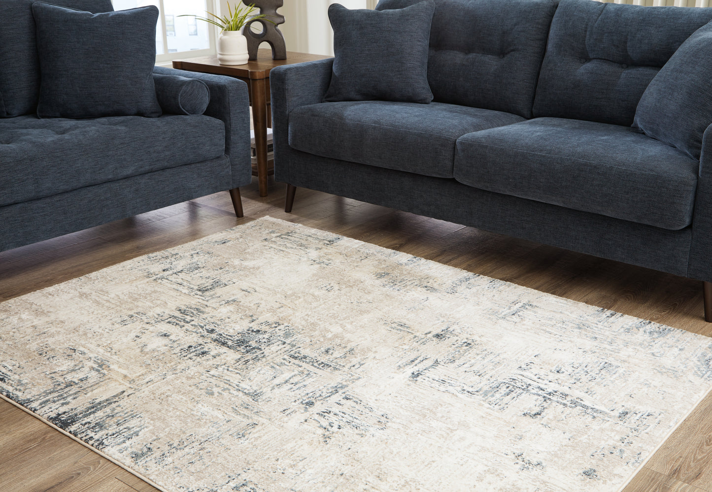 Ocala Furniture Outlet - Ashley Furniture - Gentor Rug - 5' x 7' Rug / Blue/Ivory - R406522