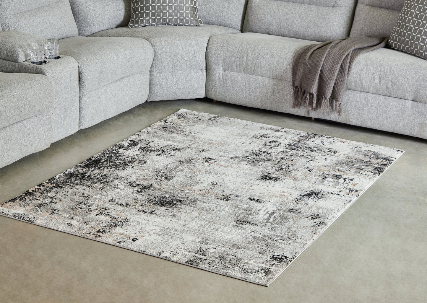 Ocala Furniture Outlet - Ashley Furniture - Langwell Rug - 5' x 7' Rug / Black/Gray/White - R406782
