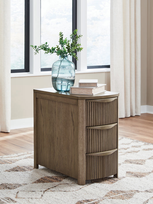 Ocala Furniture Outlet - Ashley Furniture - Camdill Chairside End Table - Chair Side End Table / Light Brown - T208-317