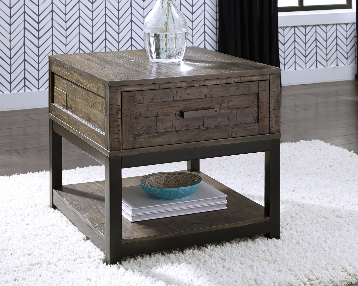 Ocala Furniture Outlet - Ashley Furniture - Johurst End Table - Rectangular End Table / Grayish Brown - T444-3