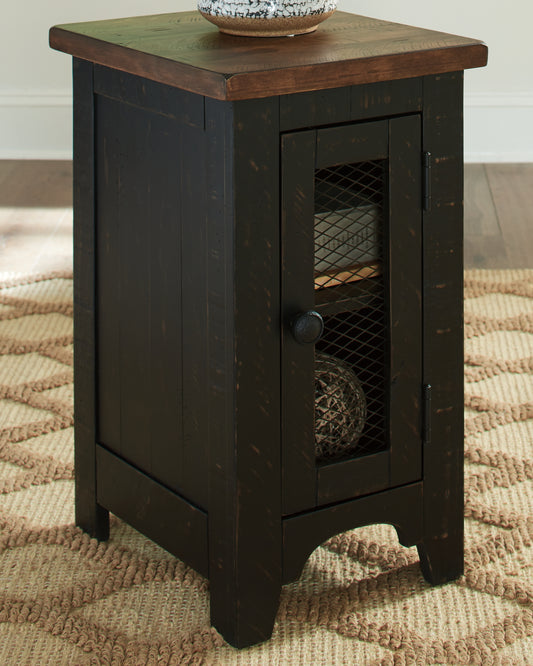 Ocala Furniture Outlet - Ashley Furniture - Valebeck Chairside End Table - Chair Side End Table / Black/Brown - T468-7