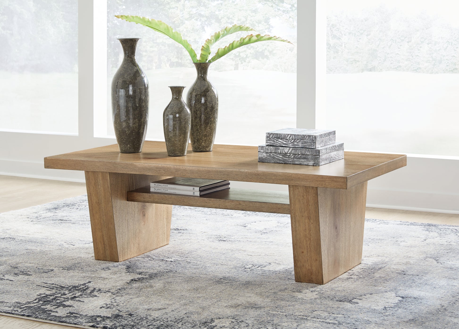 Ocala Furniture Outlet - Ashley Furniture - Kristiland Coffee Table - Rectangular Cocktail Table / Light Brown - T674-1