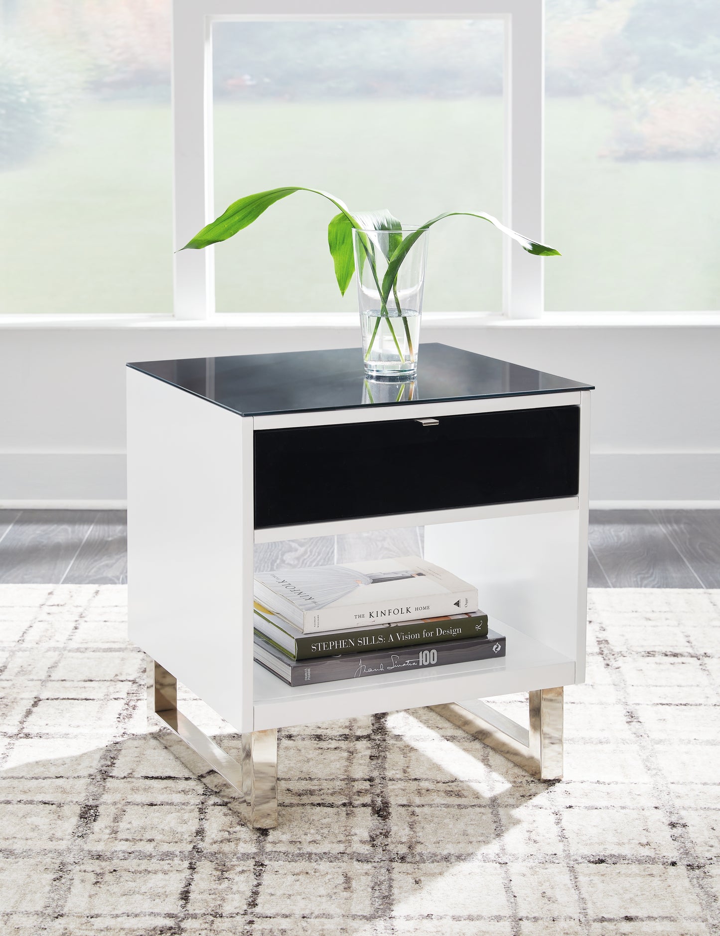 Ocala Furniture Outlet - Ashley Furniture - Gardoni End Table - Rectangular End Table / White/Black - T756-3