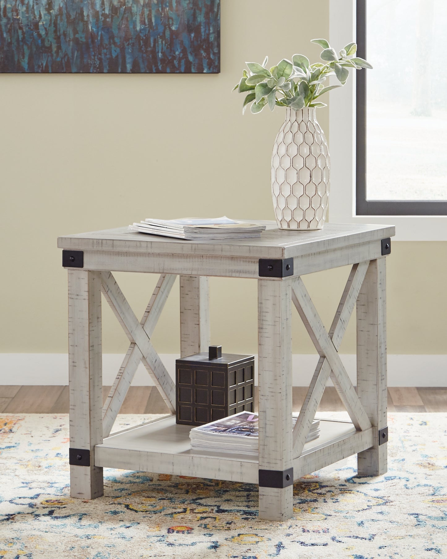 Ocala Furniture Outlet - Ashley Furniture - Carynhurst End Table - Rectangular End Table / Whitewash - T929-3
