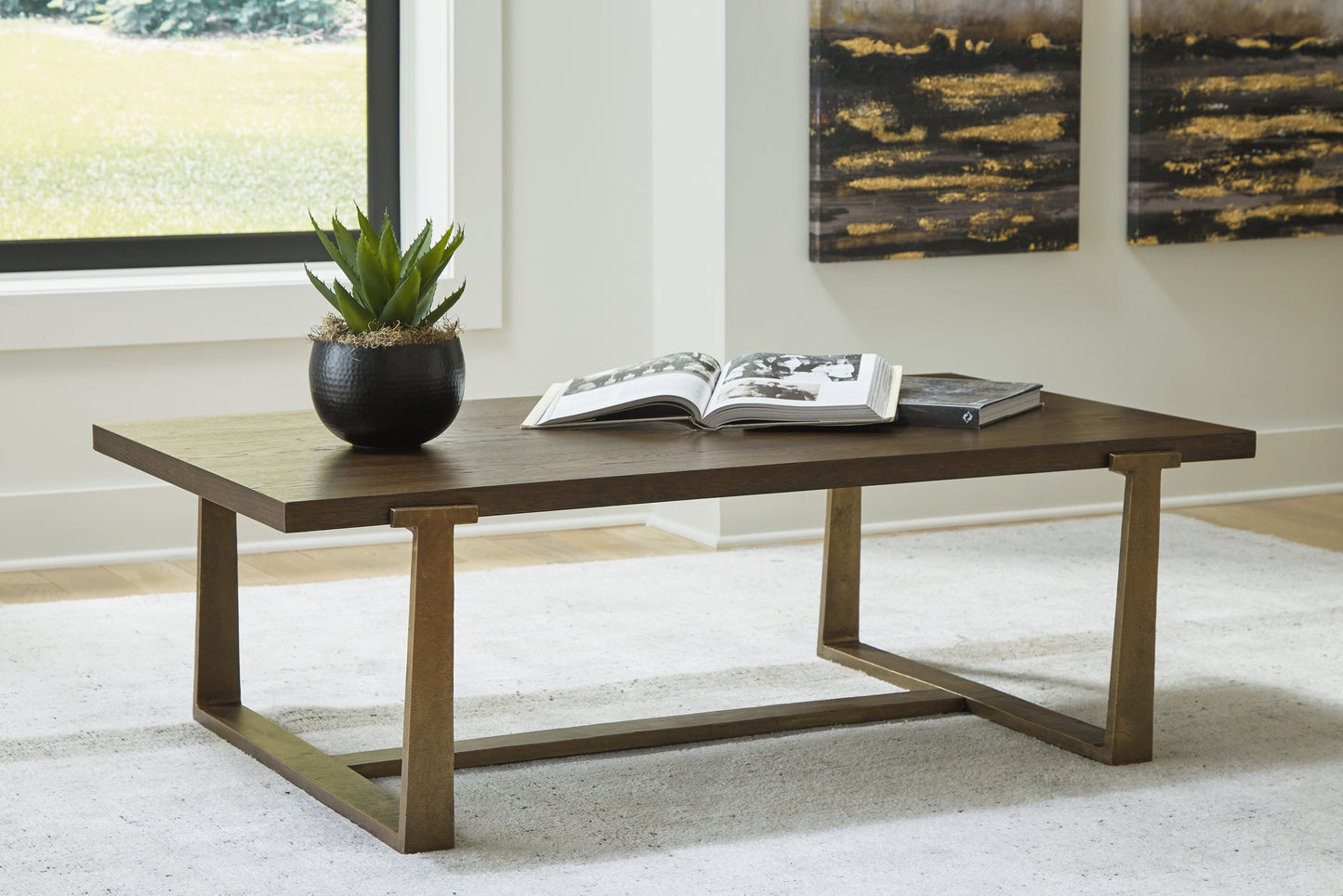 Ocala Furniture Outlet - Ashley Furniture - Balintmore Coffee Table - Rectangular Cocktail Table / Brown/Gold Finish - T967-1