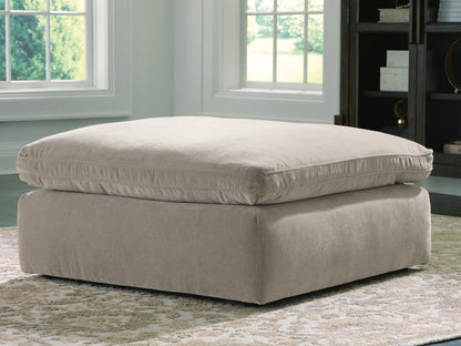 Ocala Furniture Outlet - Ashley Furniture - Maxton Heights Living Room - Oversized Accent Ottoman / Pebble - 6780808