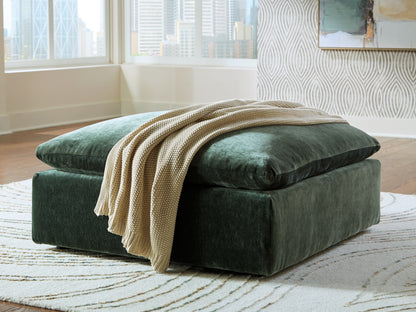 Ocala Furniture Outlet - Ashley Furniture - Carriage View Living Room - Oversized Accent Ottoman / Jade - 7800108