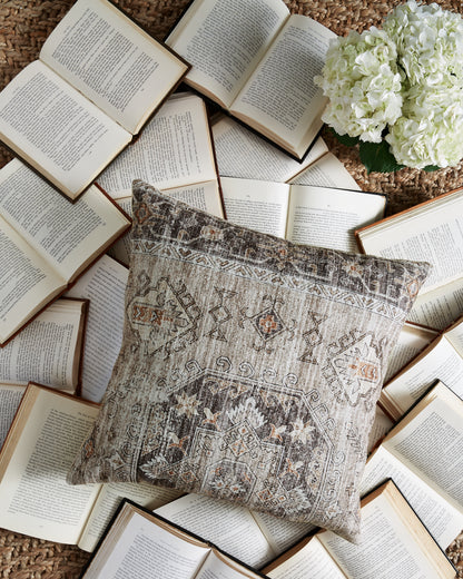 Ocala Furniture Outlet - Ashley Furniture - Roseridge Pillows - Pillow (4/CS) / Brown/Black/Cream - A1000972