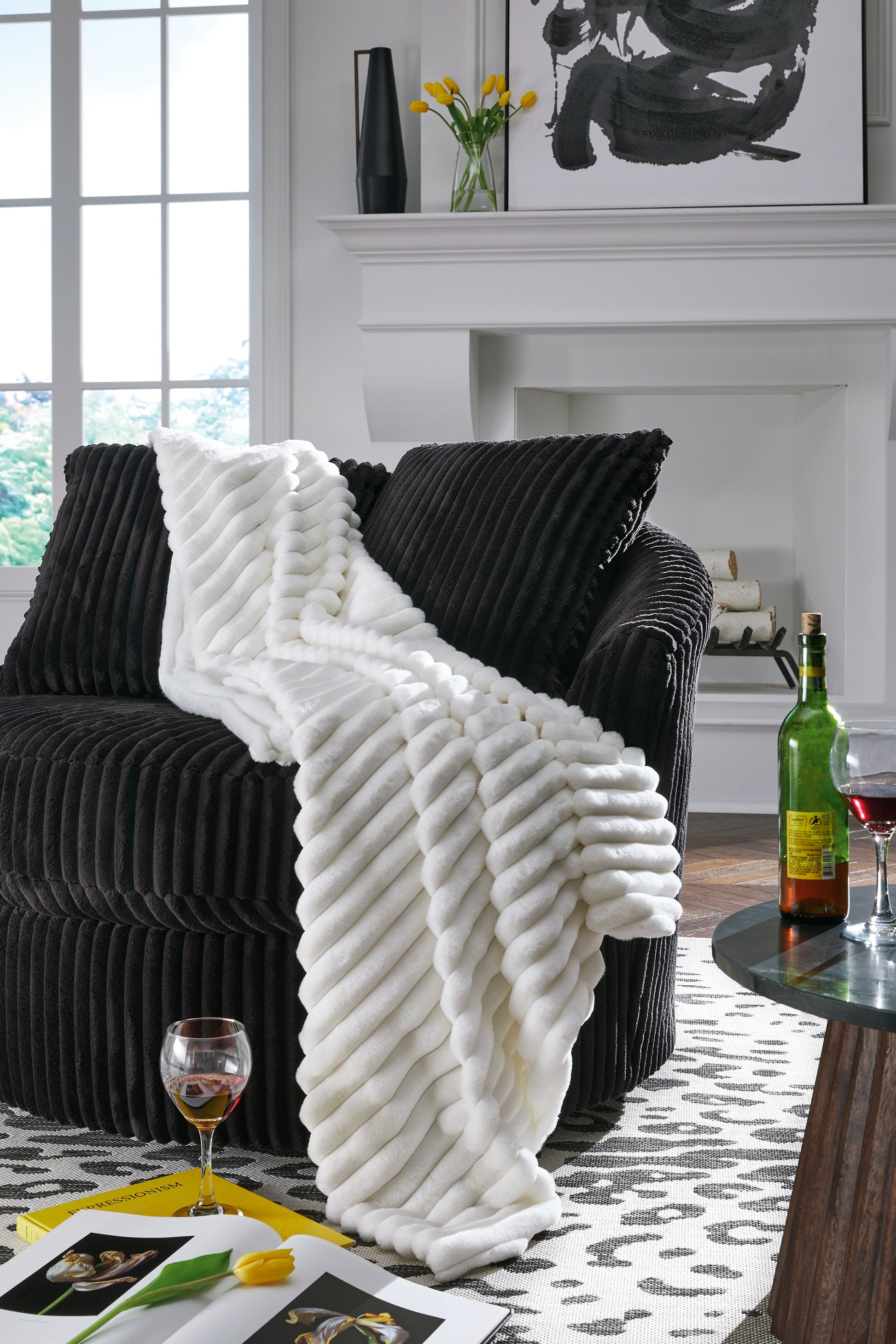 Ocala Furniture Outlet - Ashley Furniture - Alsonwell Throw (Set of 3) - Throw (3/CS) / White - A1001080