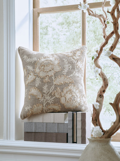 Ocala Furniture Outlet - Ashley Furniture - Viveka Pillows - Pillow (4/CS) - A1001146