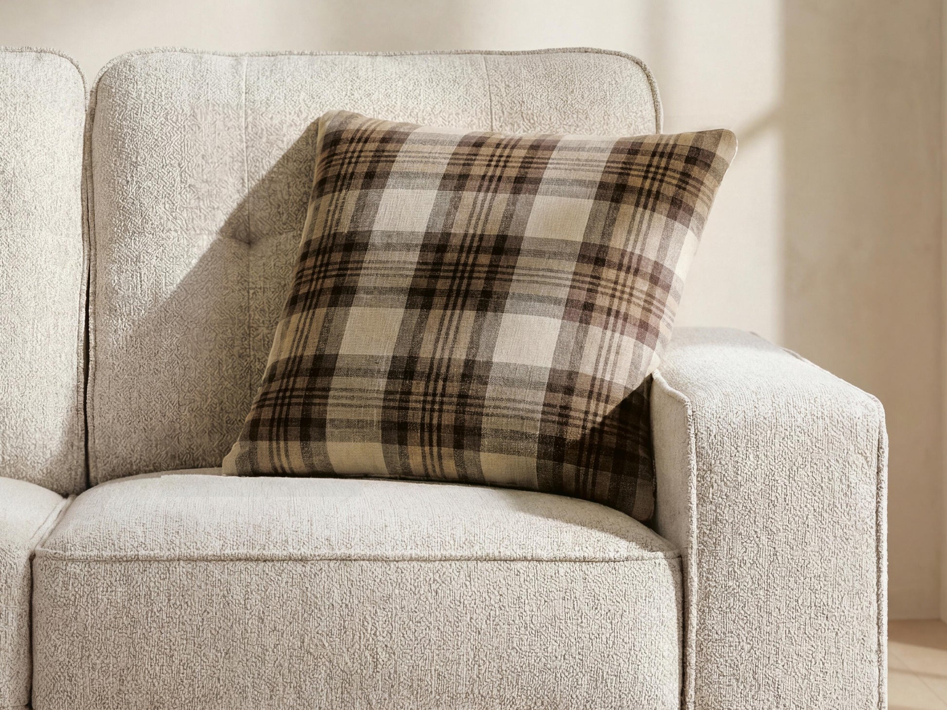 Ocala Furniture Outlet - Ashley Furniture - Varnburg Pillows - Pillow (4/CS) - A1001182
