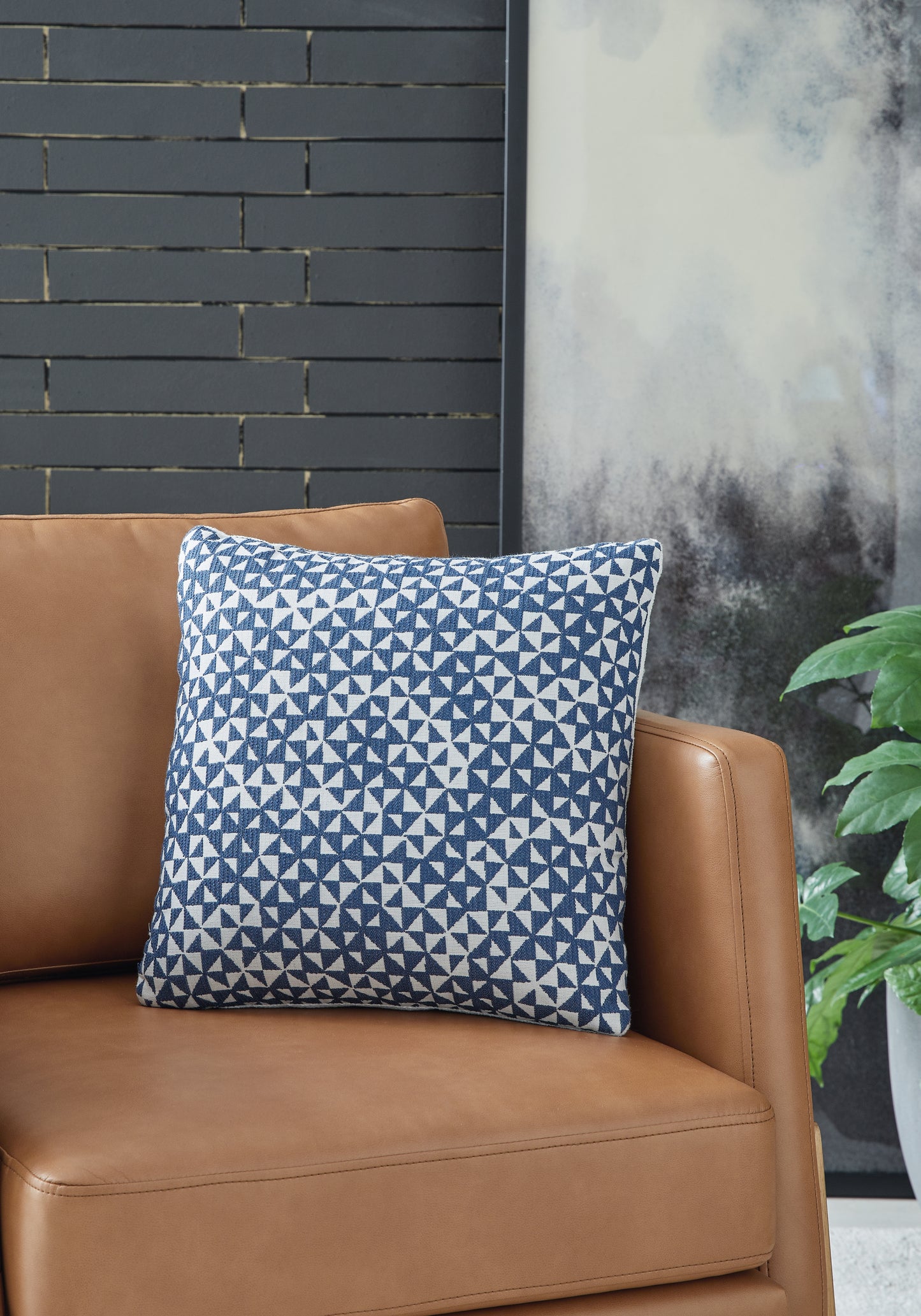 Ocala Furniture Outlet - Ashley Furniture - Jaycott Next-Gen Nuvella Pillows - Pillow (4/CS) / Blue/White - A1900001
