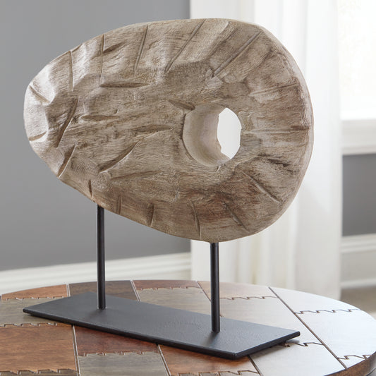 Ocala Furniture Outlet - Ashley Furniture - Dashburn Sculpture - Sculpture / Brown/Black - A2000562