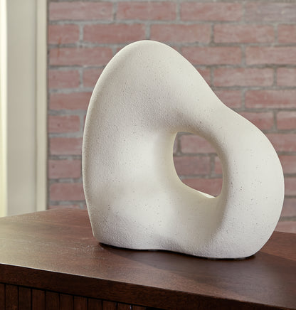 Ocala Furniture Outlet - Ashley Furniture - Arthrow Sculpture - Sculpture / Off White - A2000649