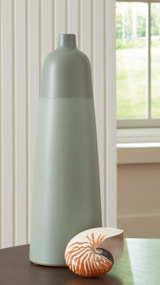 Ocala Furniture Outlet - Ashley Furniture - Peerland Vase - Vase / Sage Green - A2000656