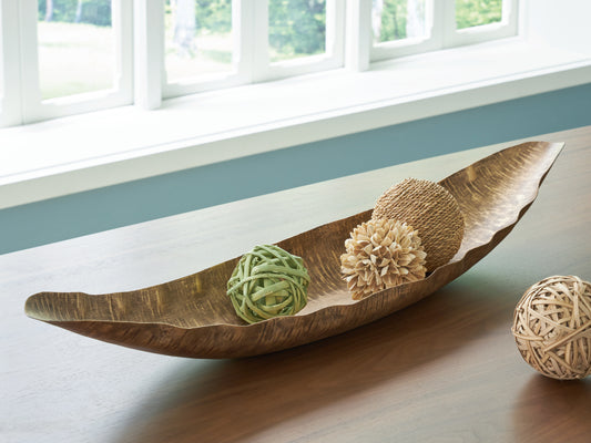 Ocala Furniture Outlet - Ashley Furniture - Wystenburg Tray - Tray / Antique Gold Finish - A2000744