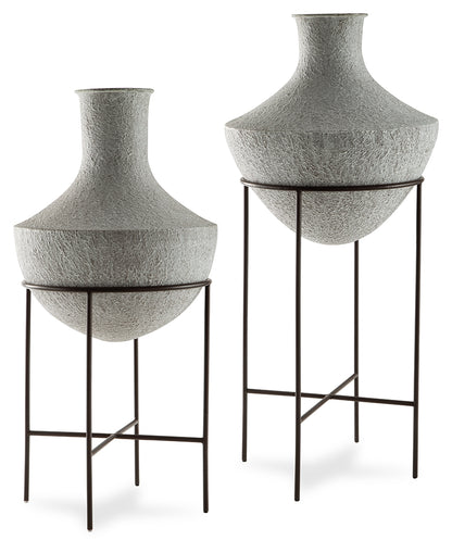 Ocala Furniture Outlet - Ashley Furniture - Estonbank Vase - Vase Set / Distressed Cream - A2000748A1