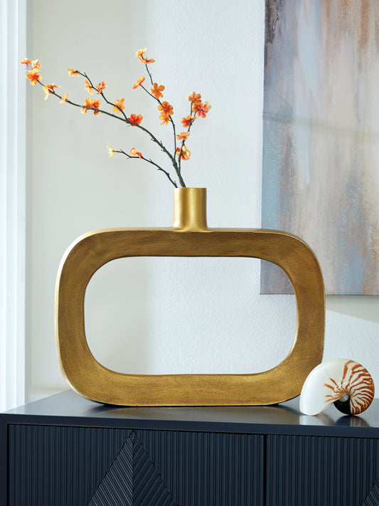 Ocala Furniture Outlet - Ashley Furniture - Lawtonville Vase - Vase / Antique Gold Finish - A2000751